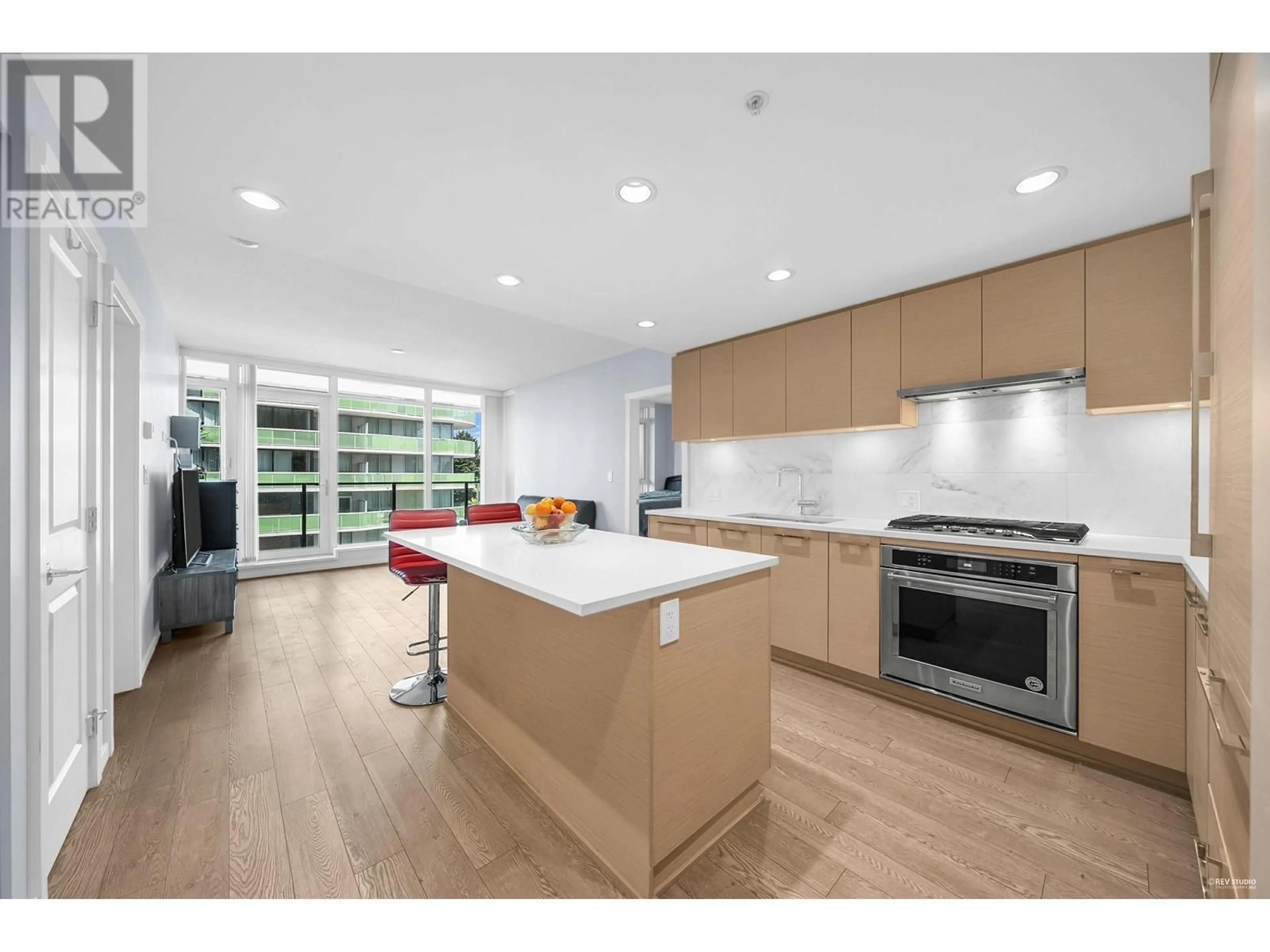 Open concept kitchen, unknown for 405 - 6700 DUNBLANE AVENUE, Burnaby British Columbia V5H0J3