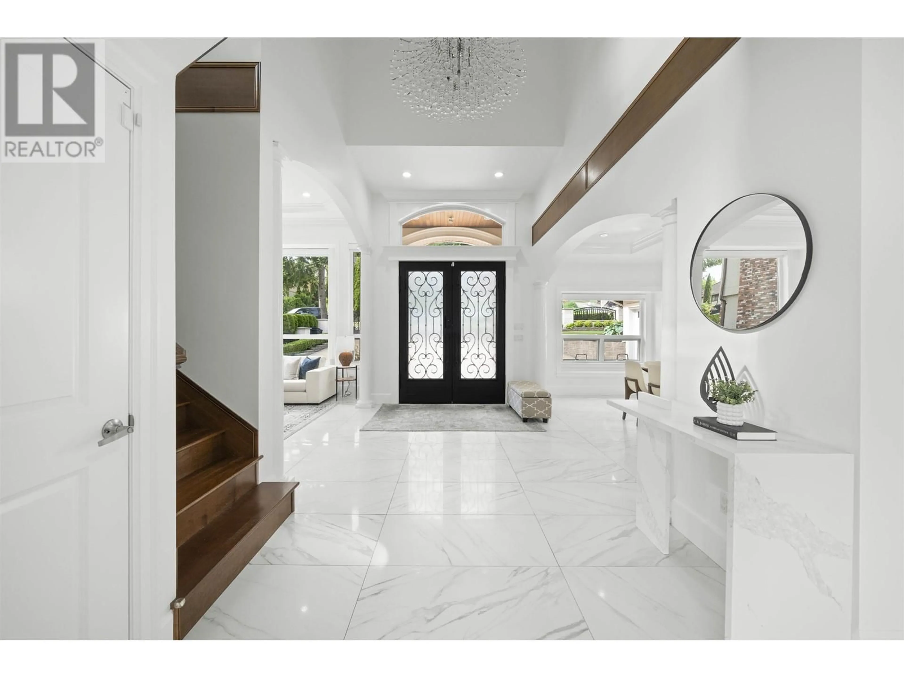 Indoor entryway for 7638 AUBREY STREET, Burnaby British Columbia V5A1K7