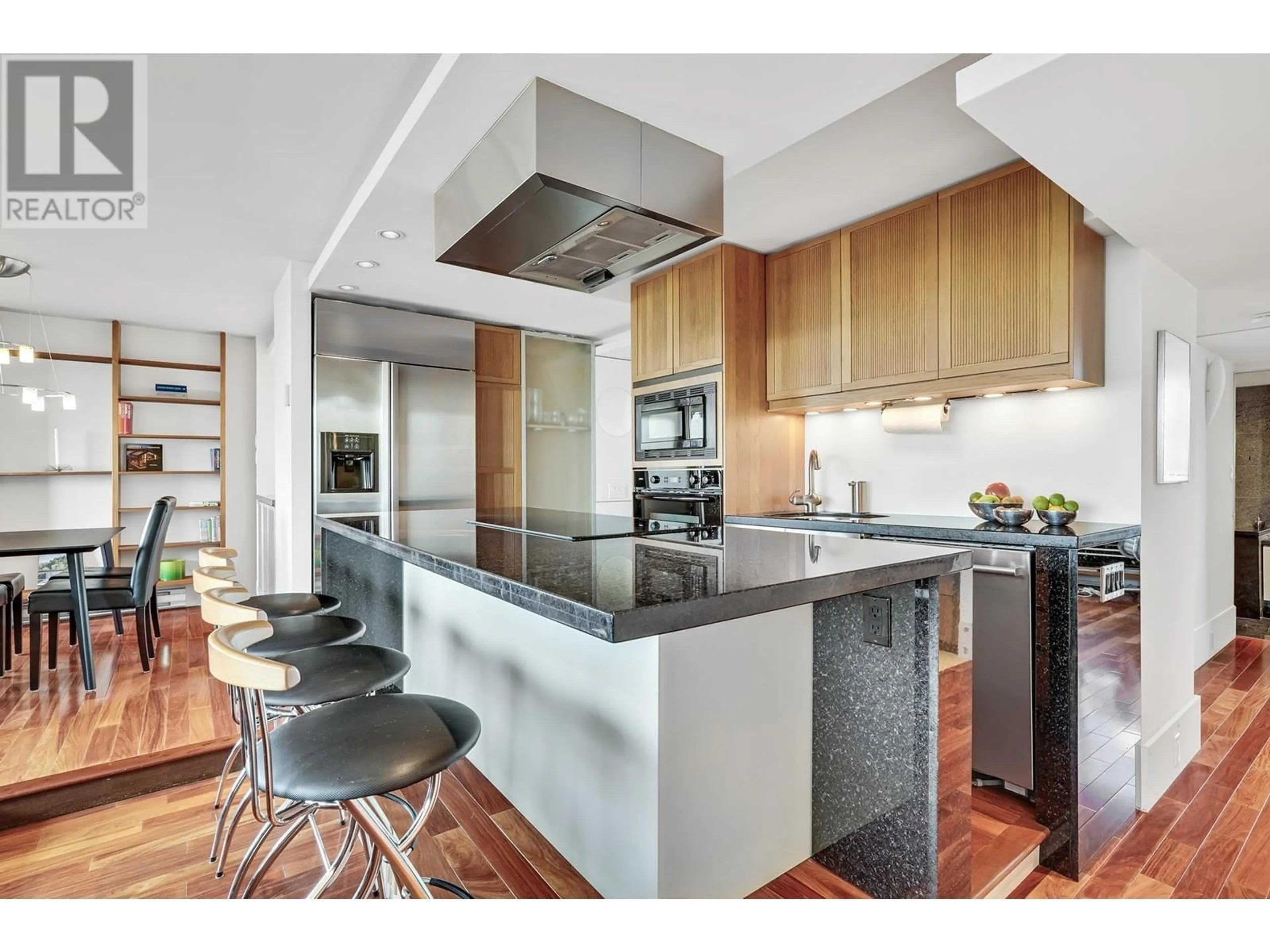 Contemporary kitchen, unknown for 1201 - 2077 NELSON STREET, Vancouver British Columbia V6G2Y2