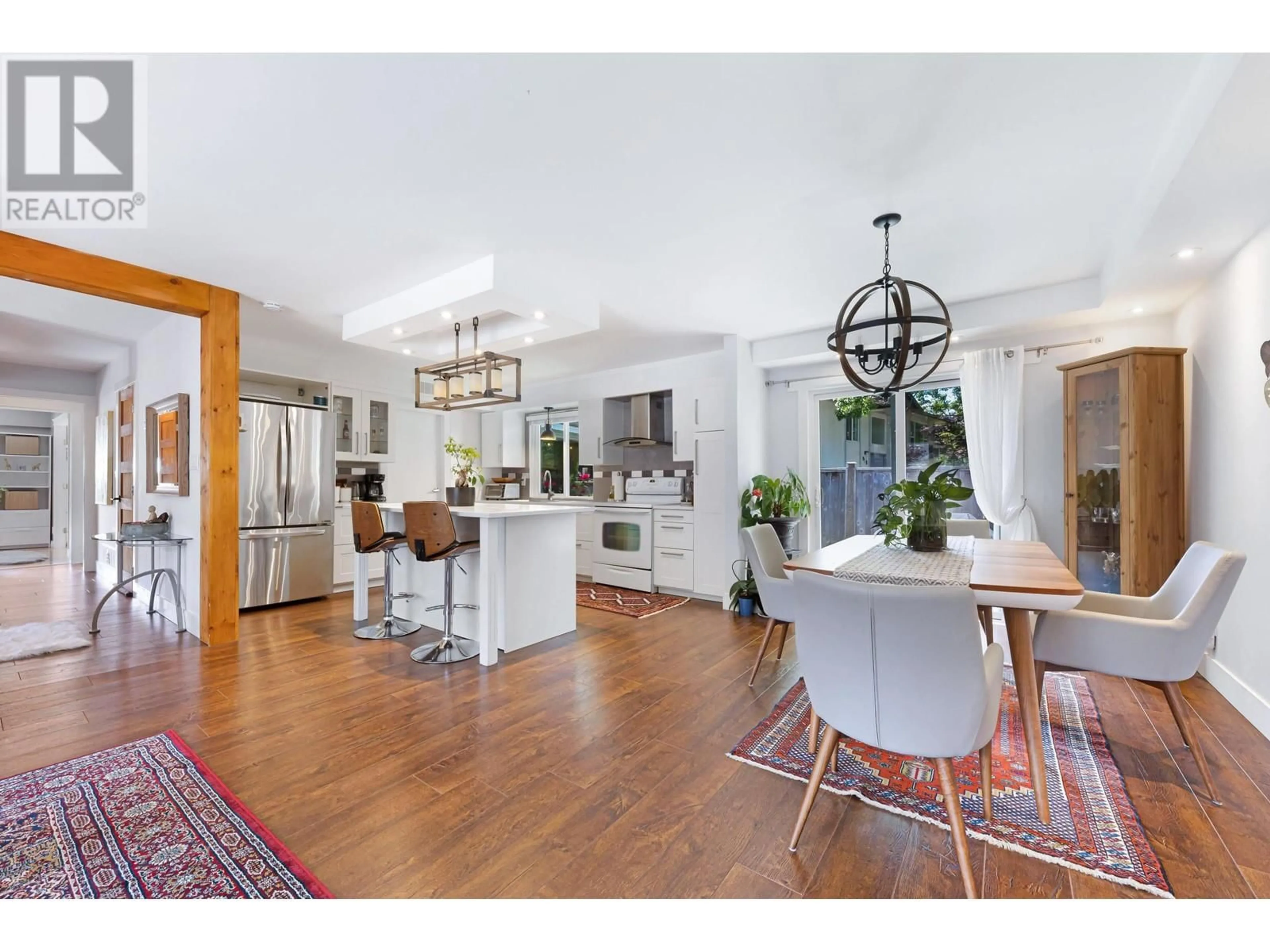 Open concept kitchen, unknown for 3849 RICHMOND STREET, Port Coquitlam British Columbia V3B3E9