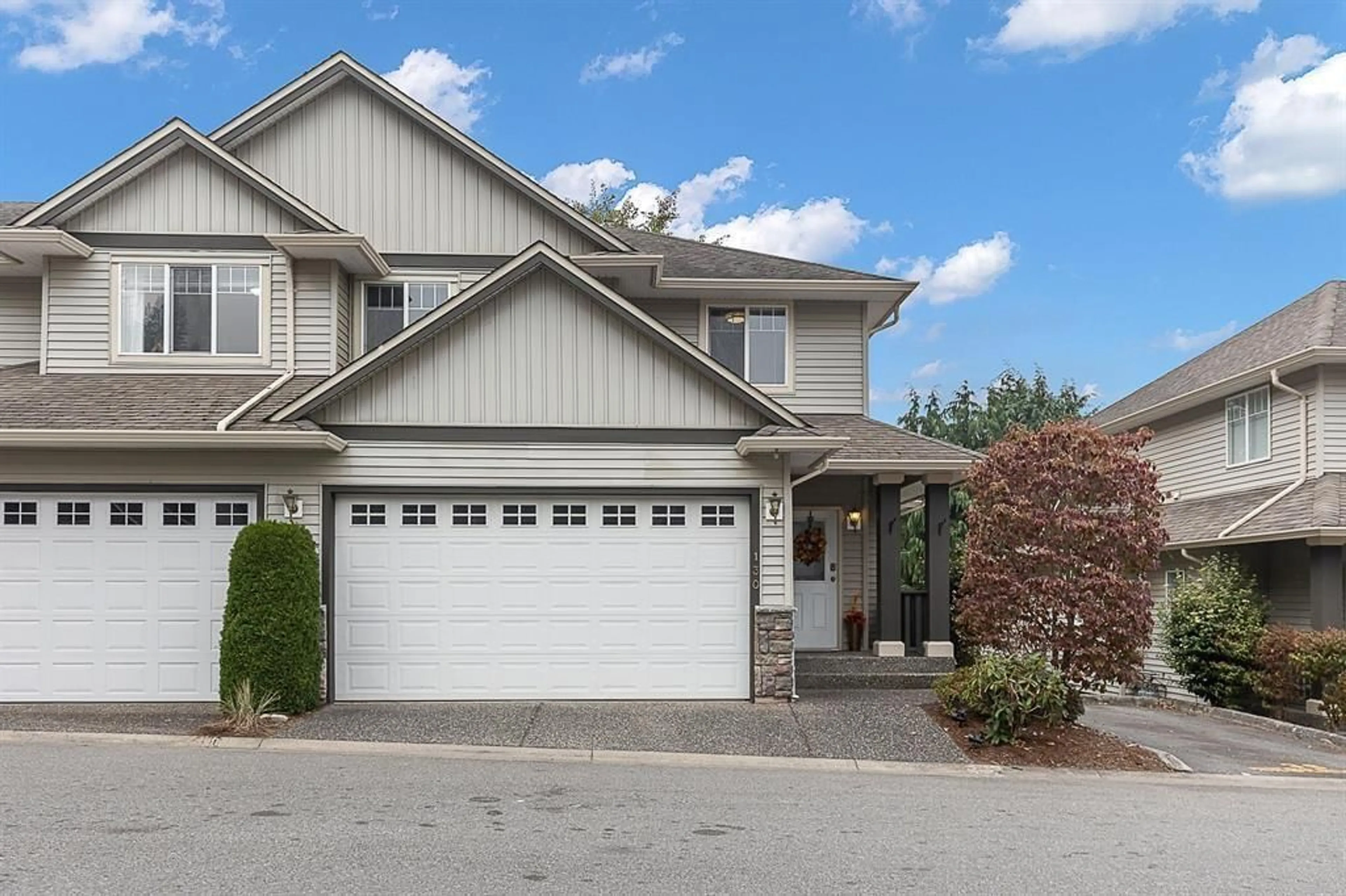 Home with vinyl exterior material, street for 130 - 46360 VALLEYVIEW ROAD, Chilliwack British Columbia V2R5L7
