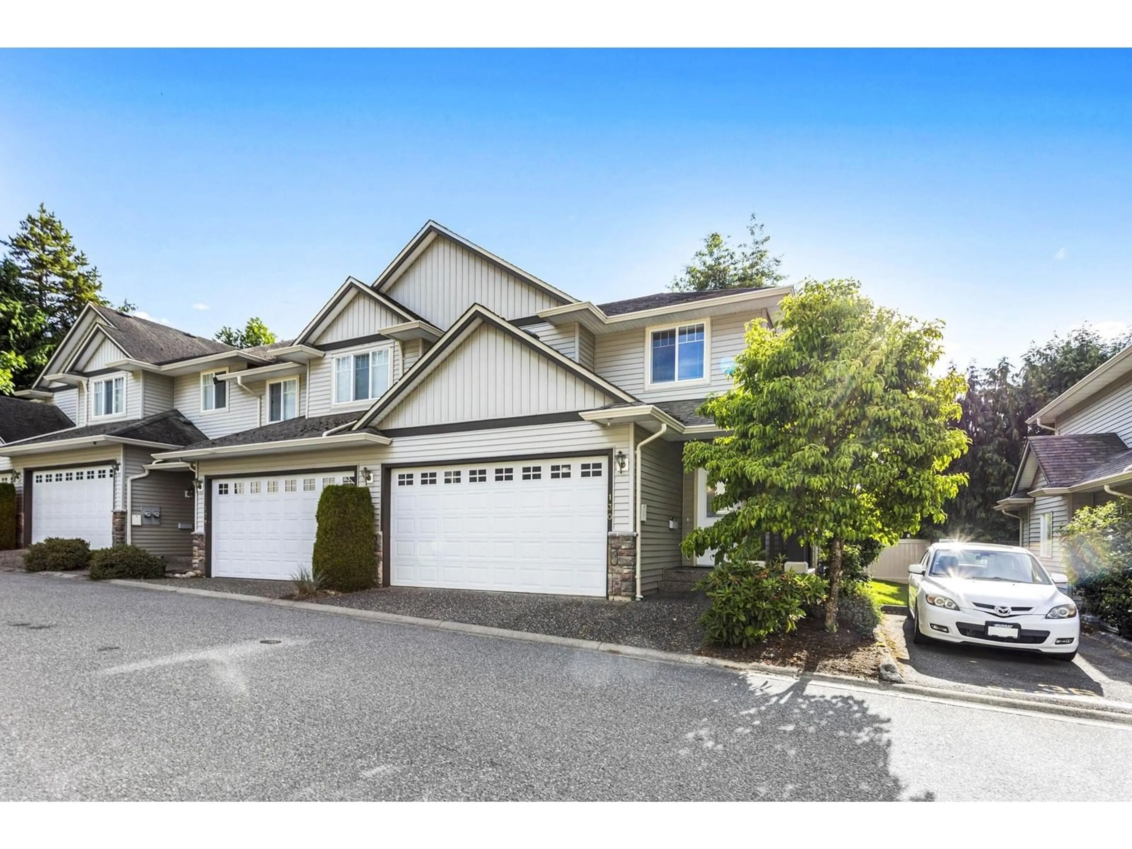 A pic from outside/outdoor area/front of a property/back of a property/a pic from drone, street for 130 - 46360 VALLEYVIEW ROAD, Chilliwack British Columbia V2R5L7