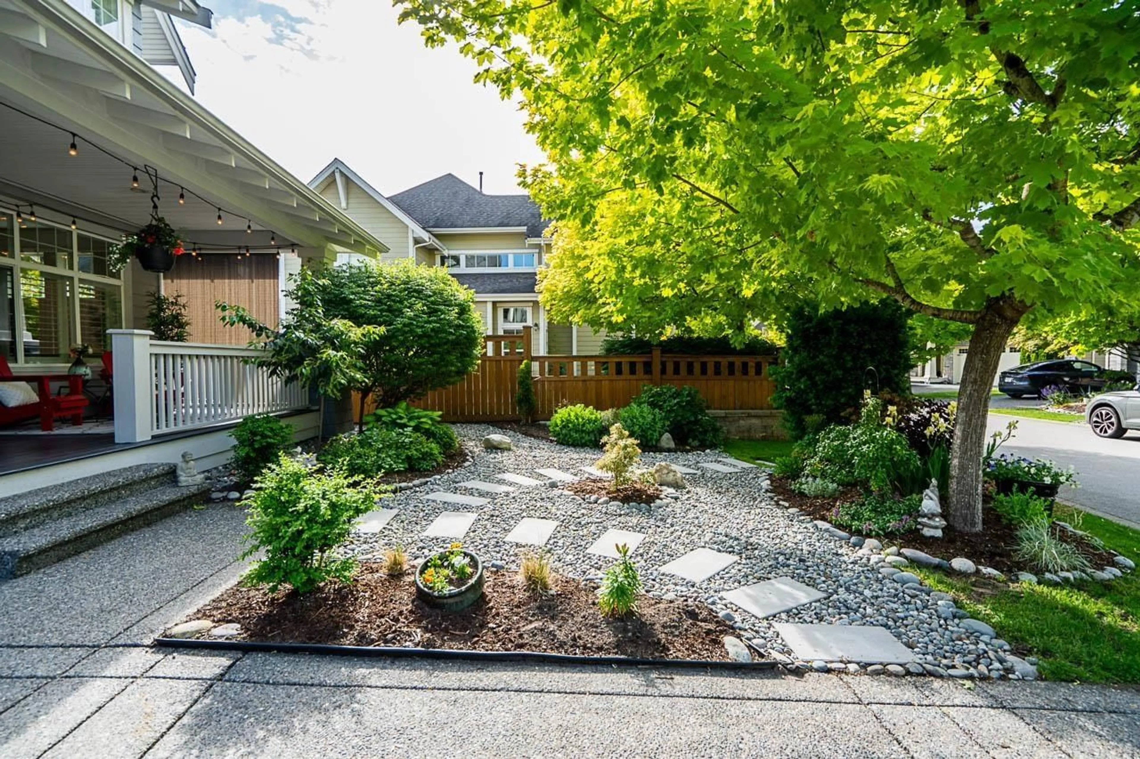 Patio, street for 14268 37, Surrey British Columbia V4P0C2