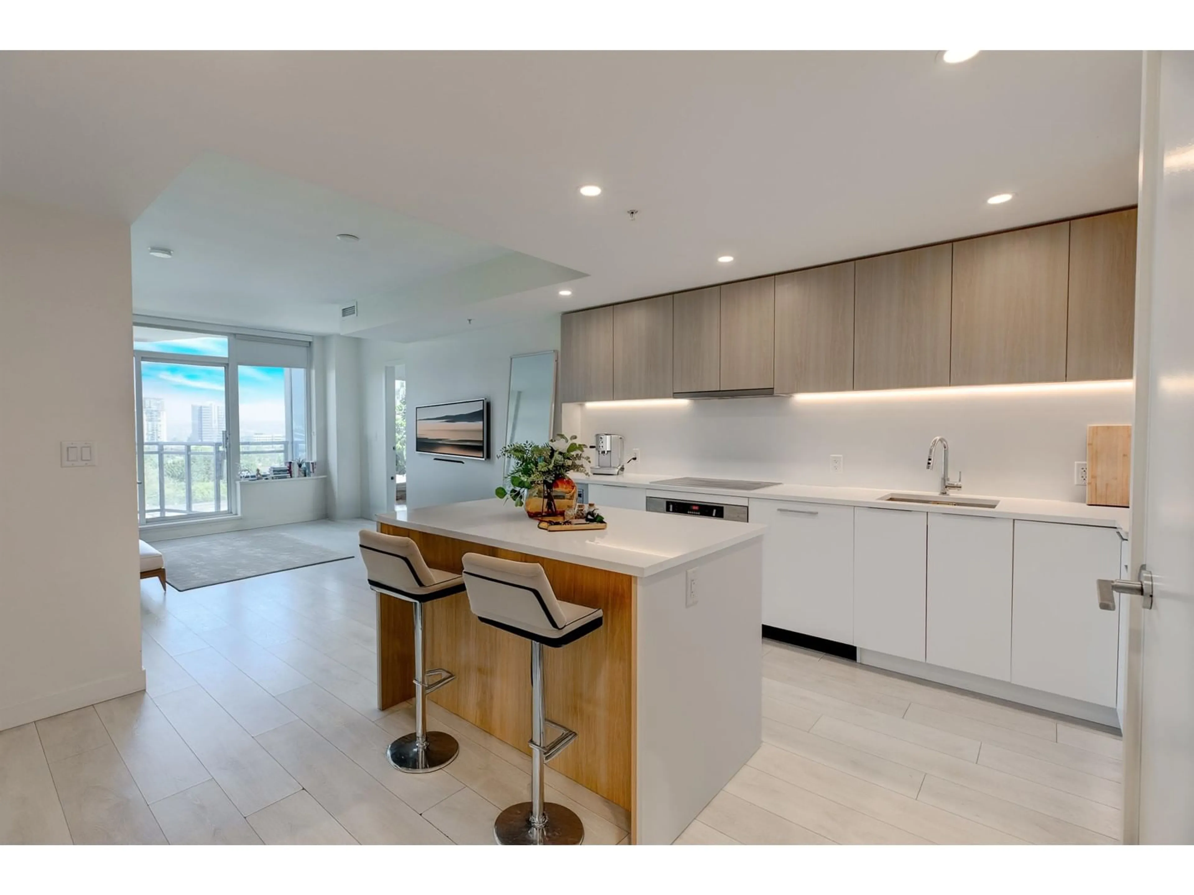 Open concept kitchen, unknown for 802 - 13318 104 AVENUE, Surrey British Columbia V3T0R2