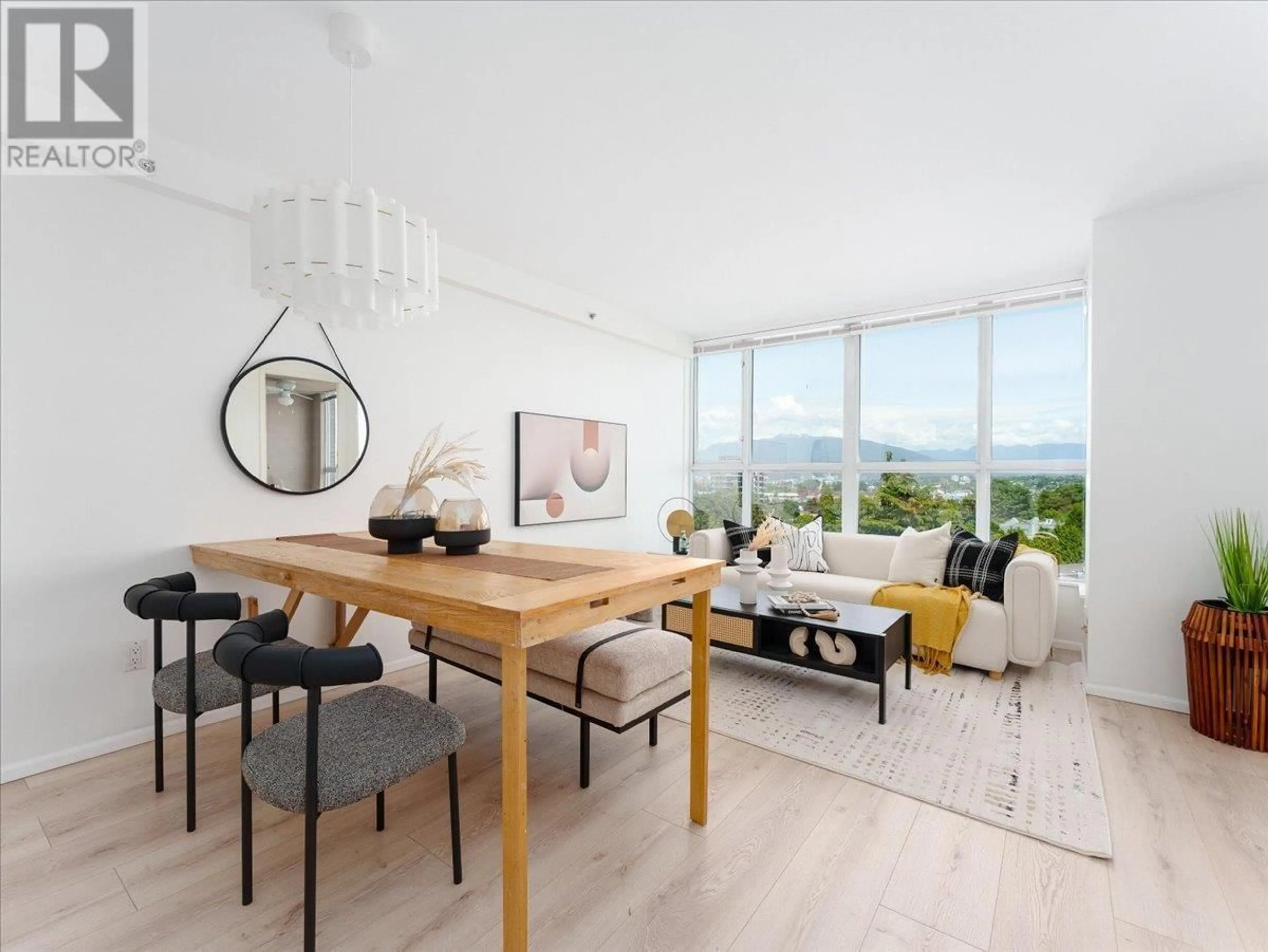 Living room with furniture, wood/laminate floor for 704 - 288 8TH AVENUE, Vancouver British Columbia V5T4S8