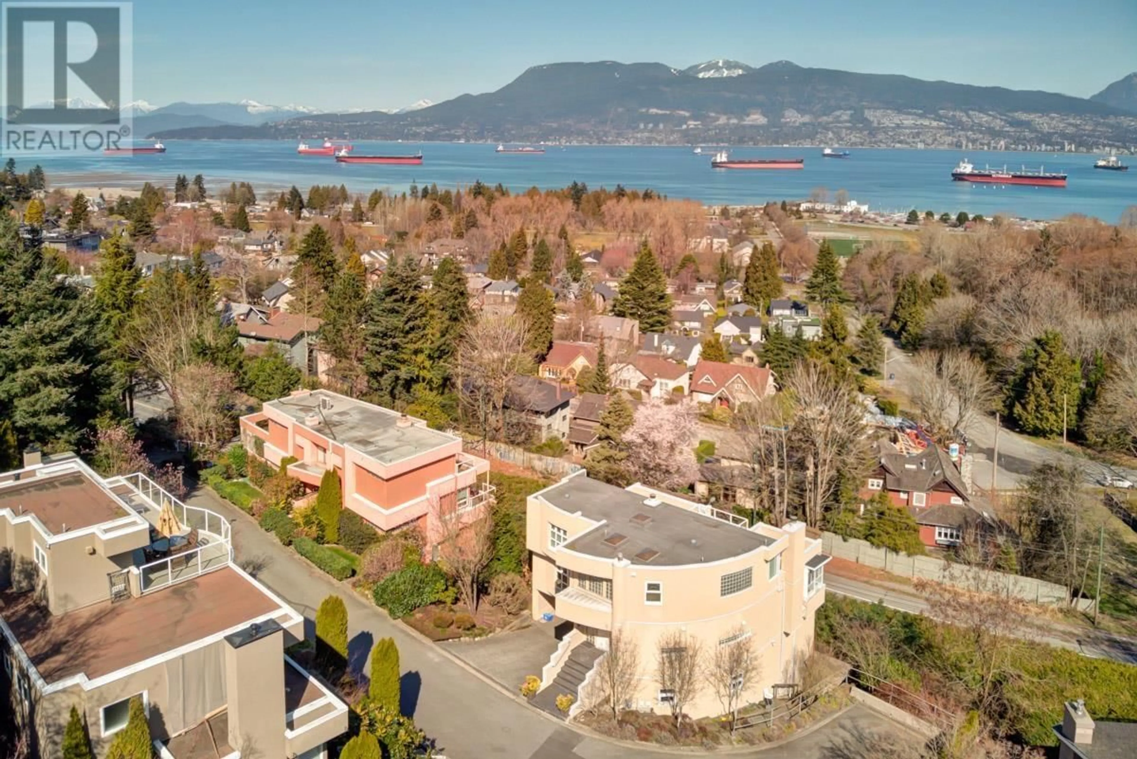 A pic from outside/outdoor area/front of a property/back of a property/a pic from drone, water/lake/river/ocean view for 4322 WEST POINT PLACE, Vancouver British Columbia V6R4M9