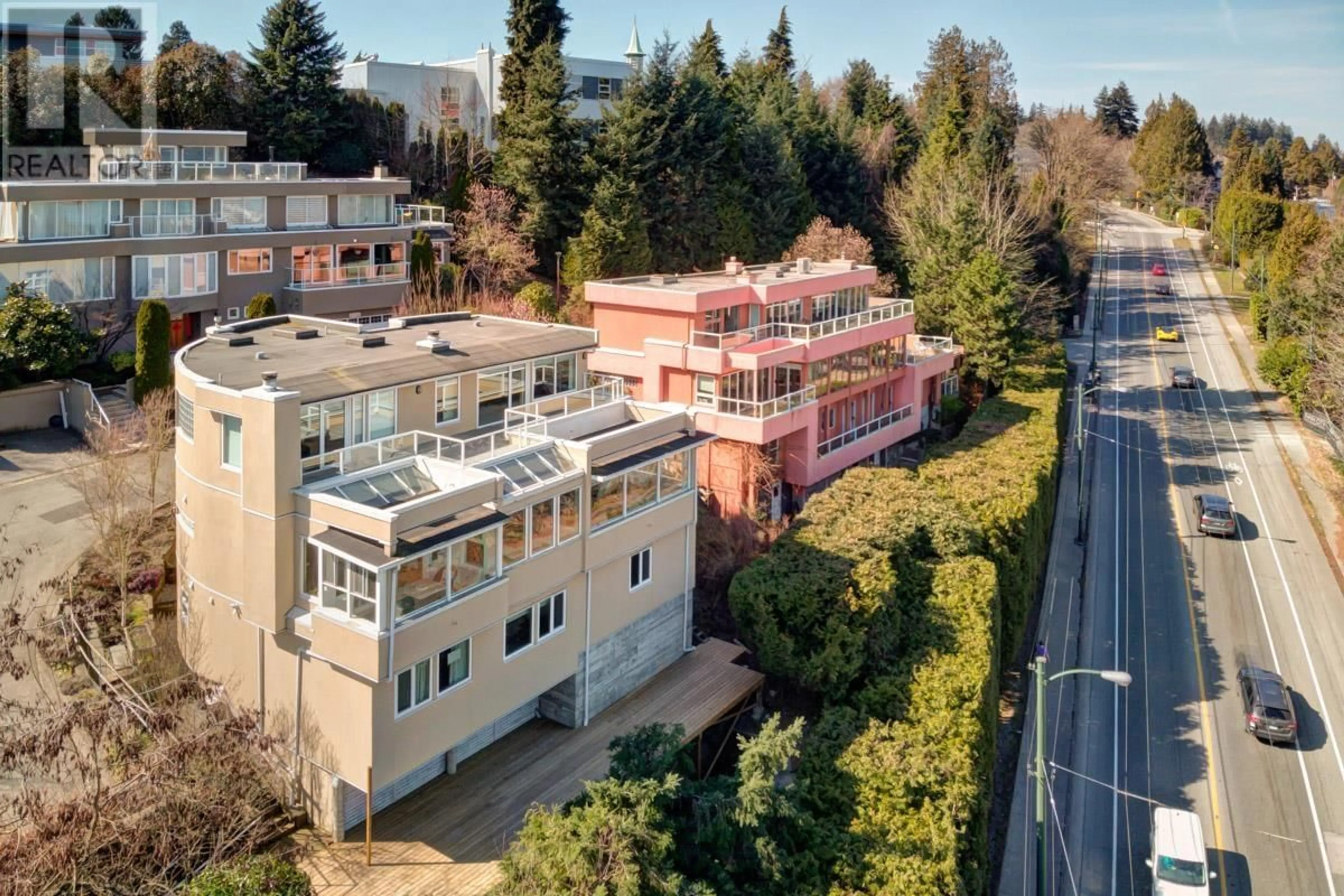 A pic from outside/outdoor area/front of a property/back of a property/a pic from drone, unknown for 4322 WEST POINT PLACE, Vancouver British Columbia V6R4M9