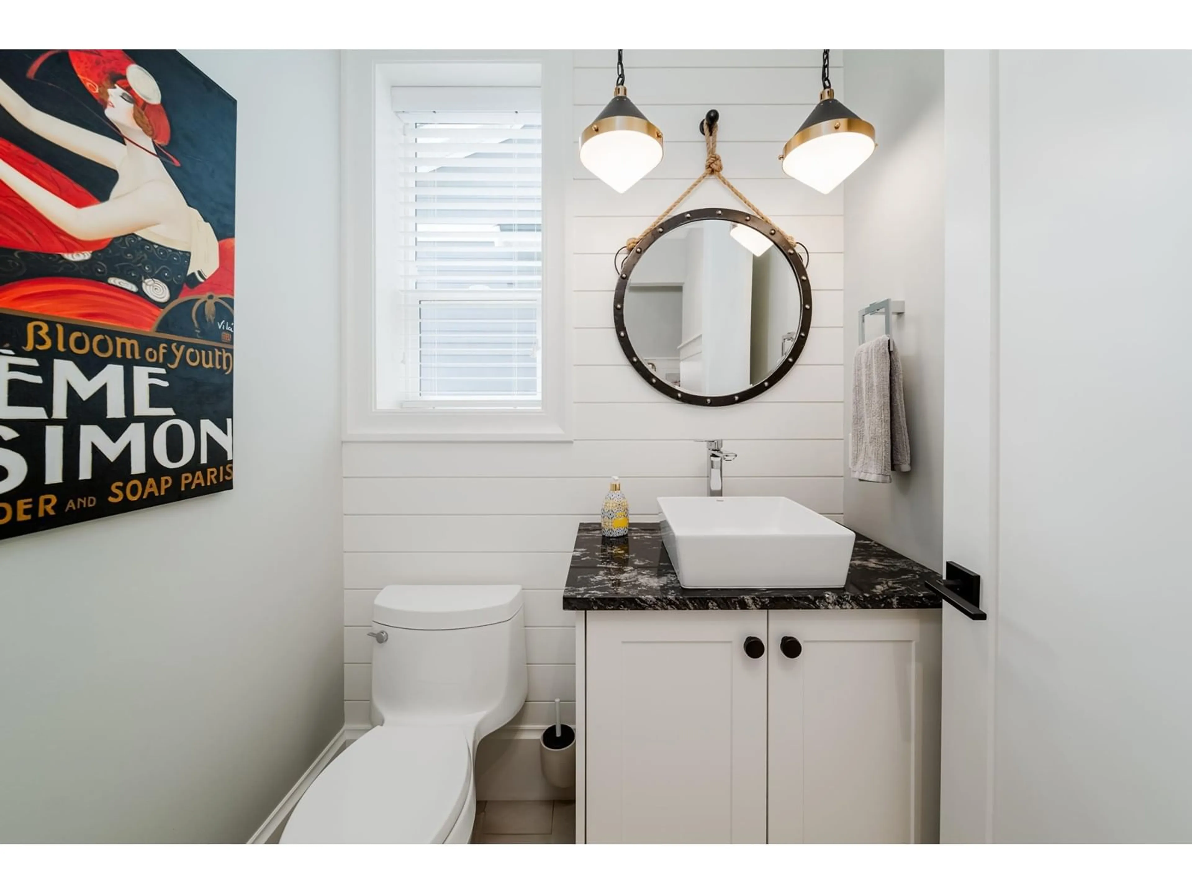 Contemporary bathroom, ceramic/tile floor for 12765 15, Surrey British Columbia V4A1K5