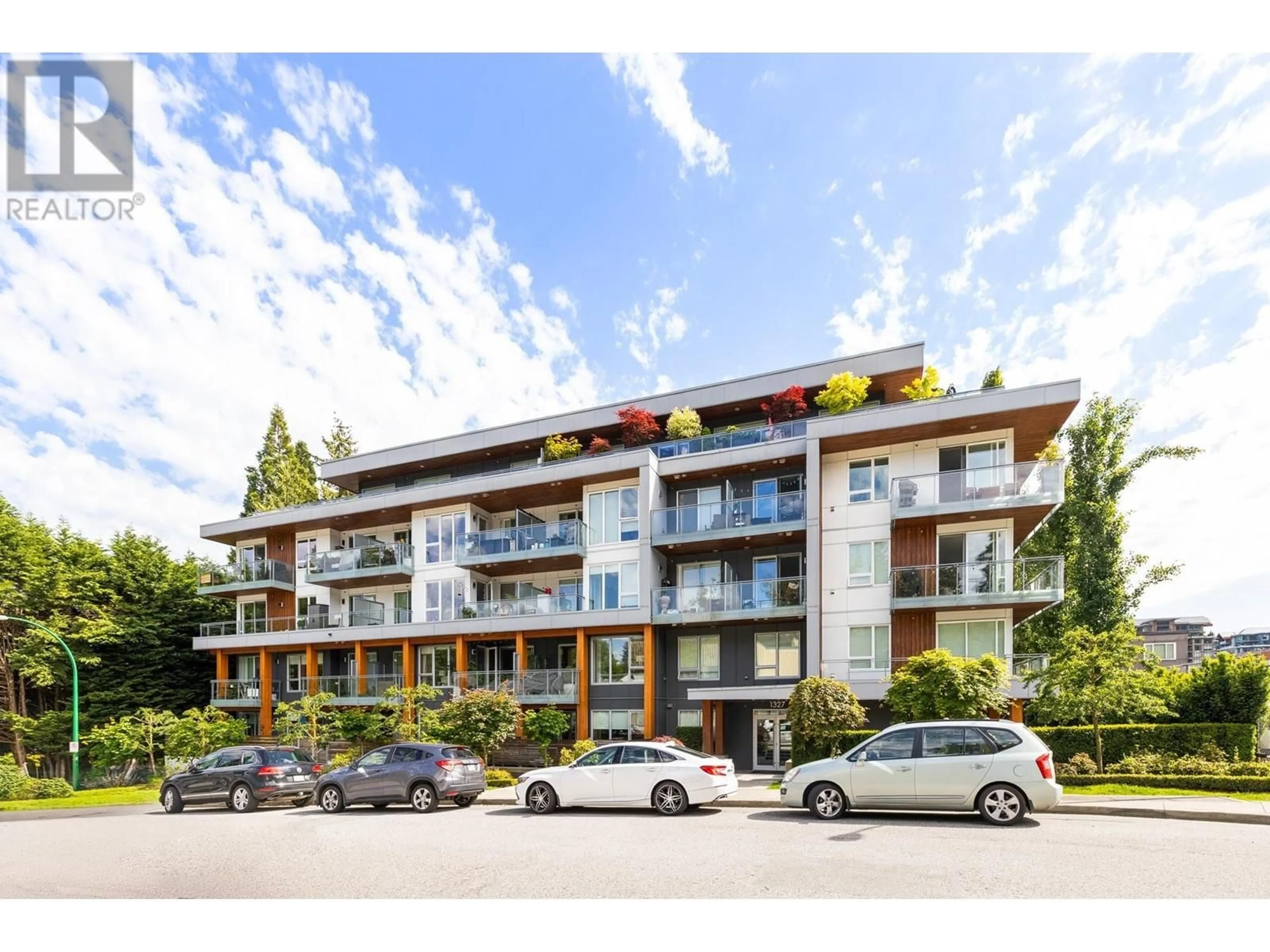 Unknown for 307 - 1327 DRAYCOTT ROAD, North Vancouver British Columbia V7J1W1