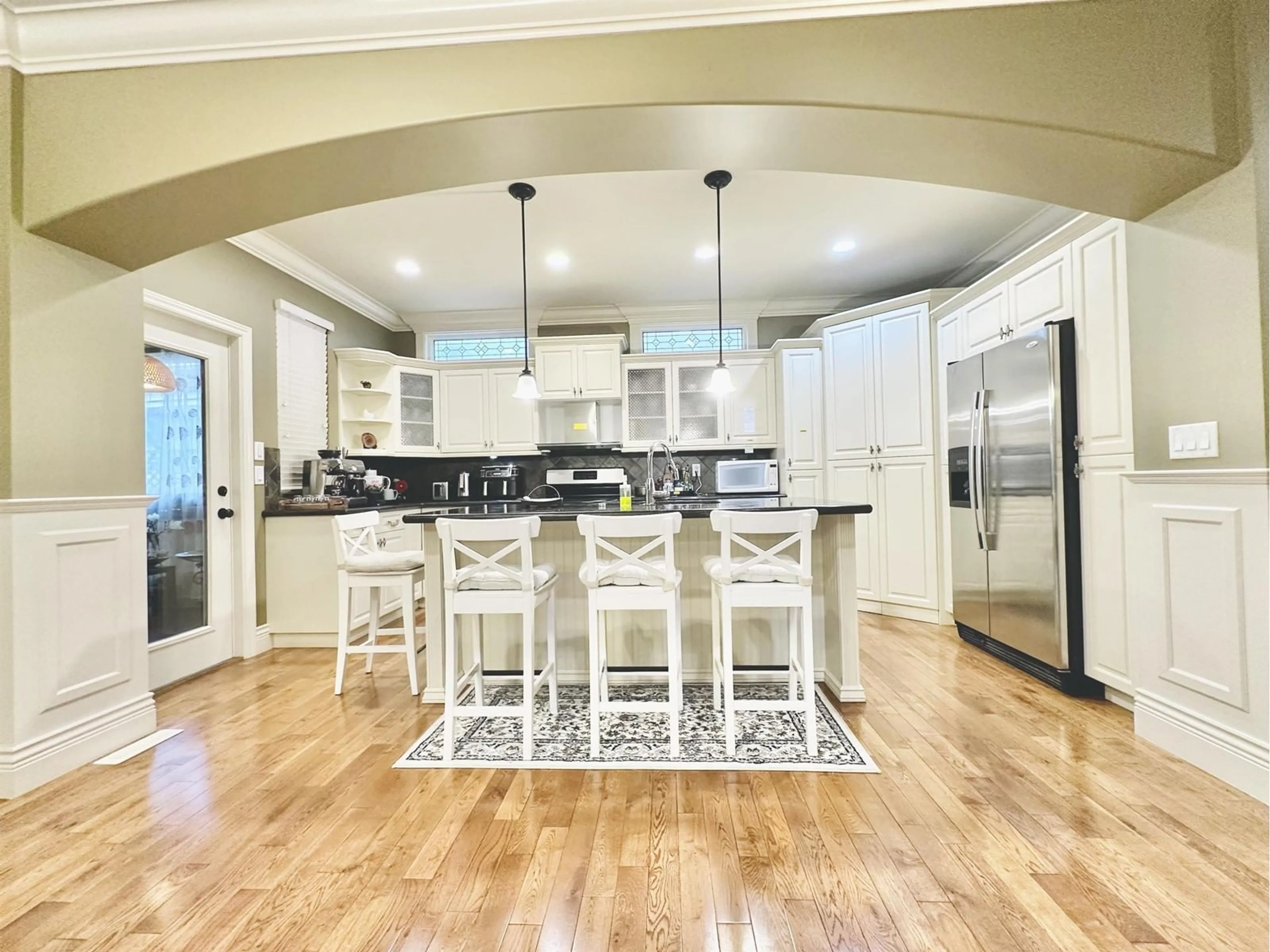 Open concept kitchen, unknown for 7227 199A, Langley British Columbia V2Y3J2