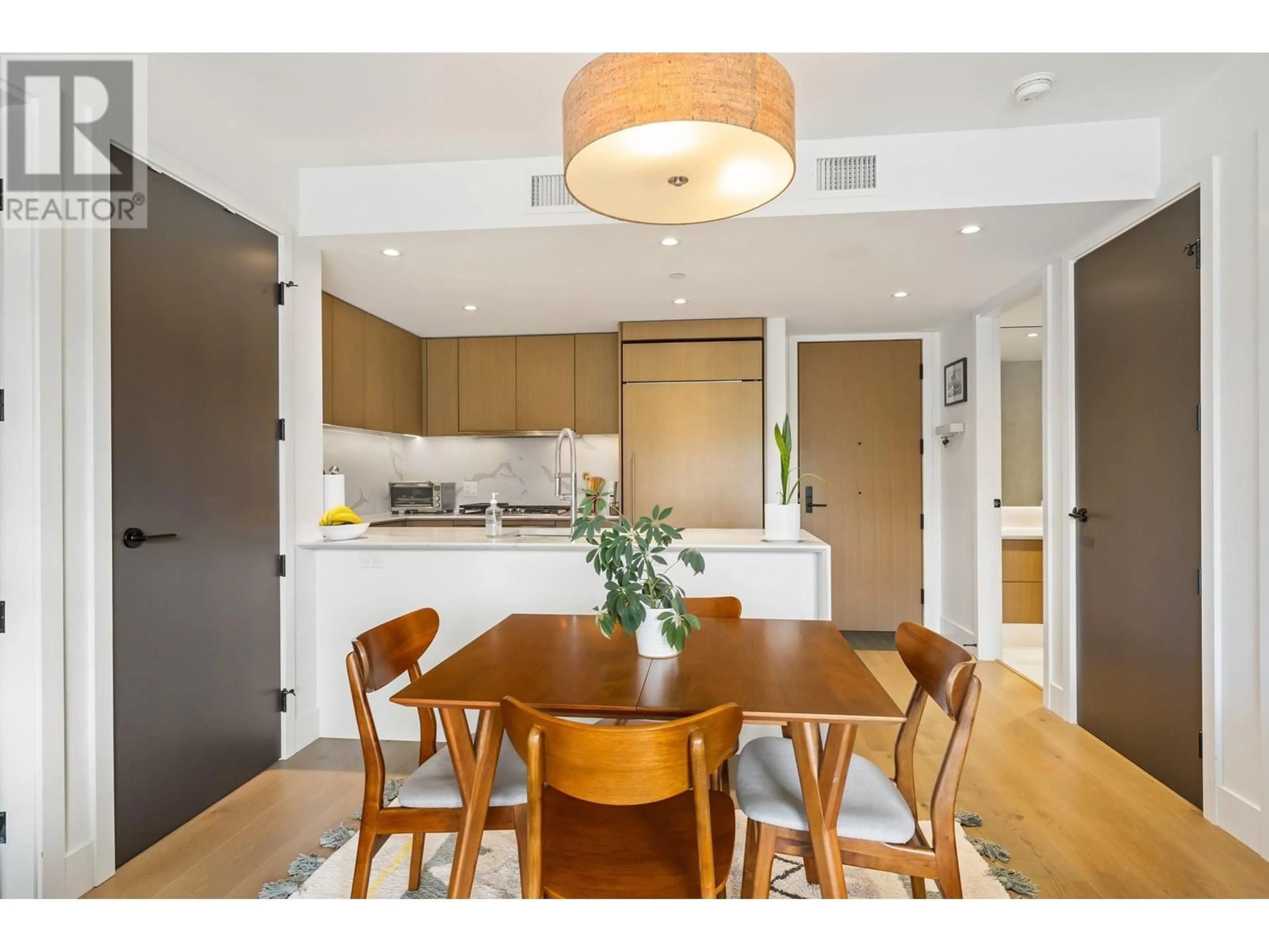 Unknown for 201 - 5089 QUEBEC STREET, Vancouver British Columbia V5W0E5