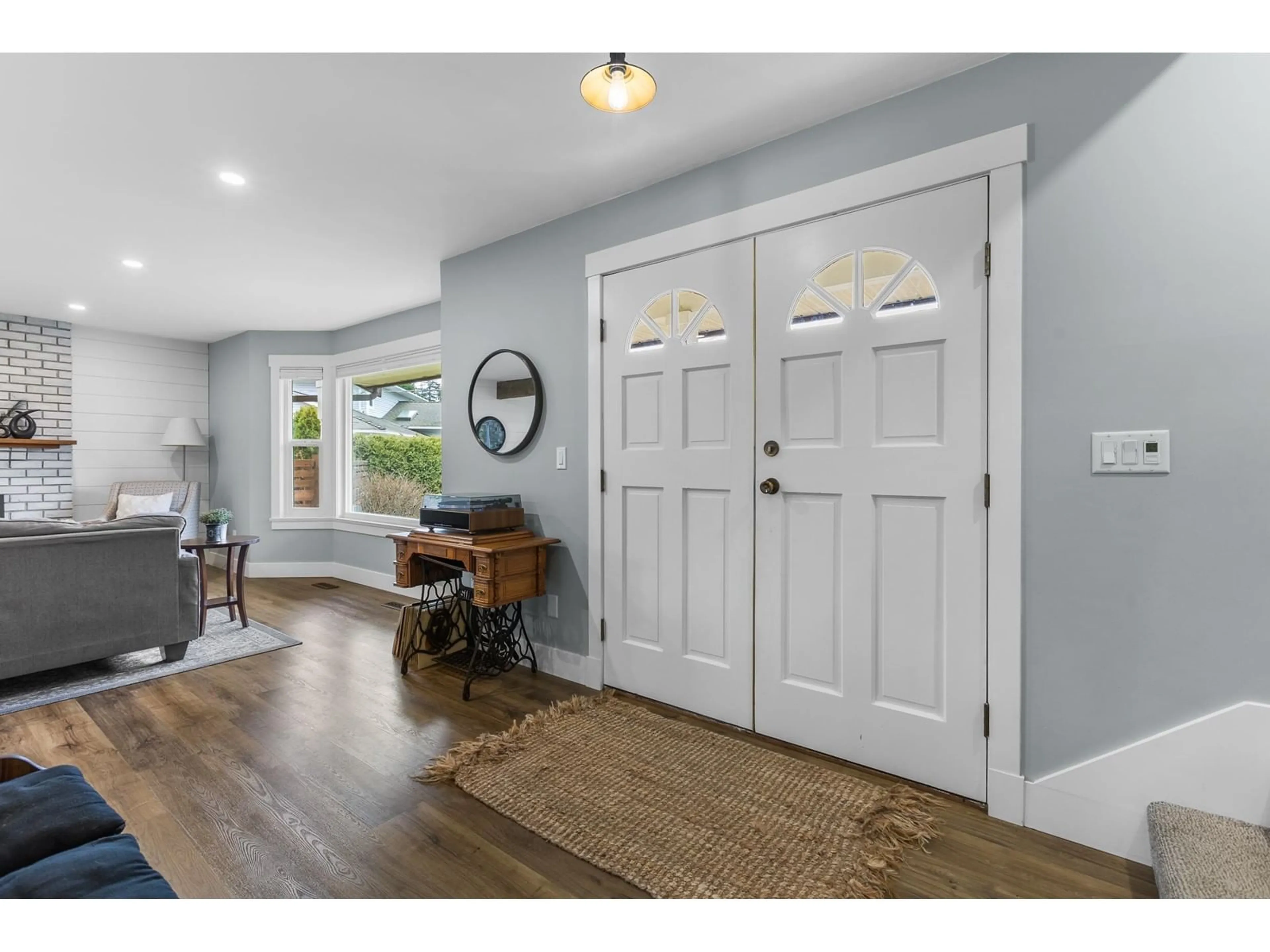 Indoor entryway for 5714 247A, Langley British Columbia V2Z1H2