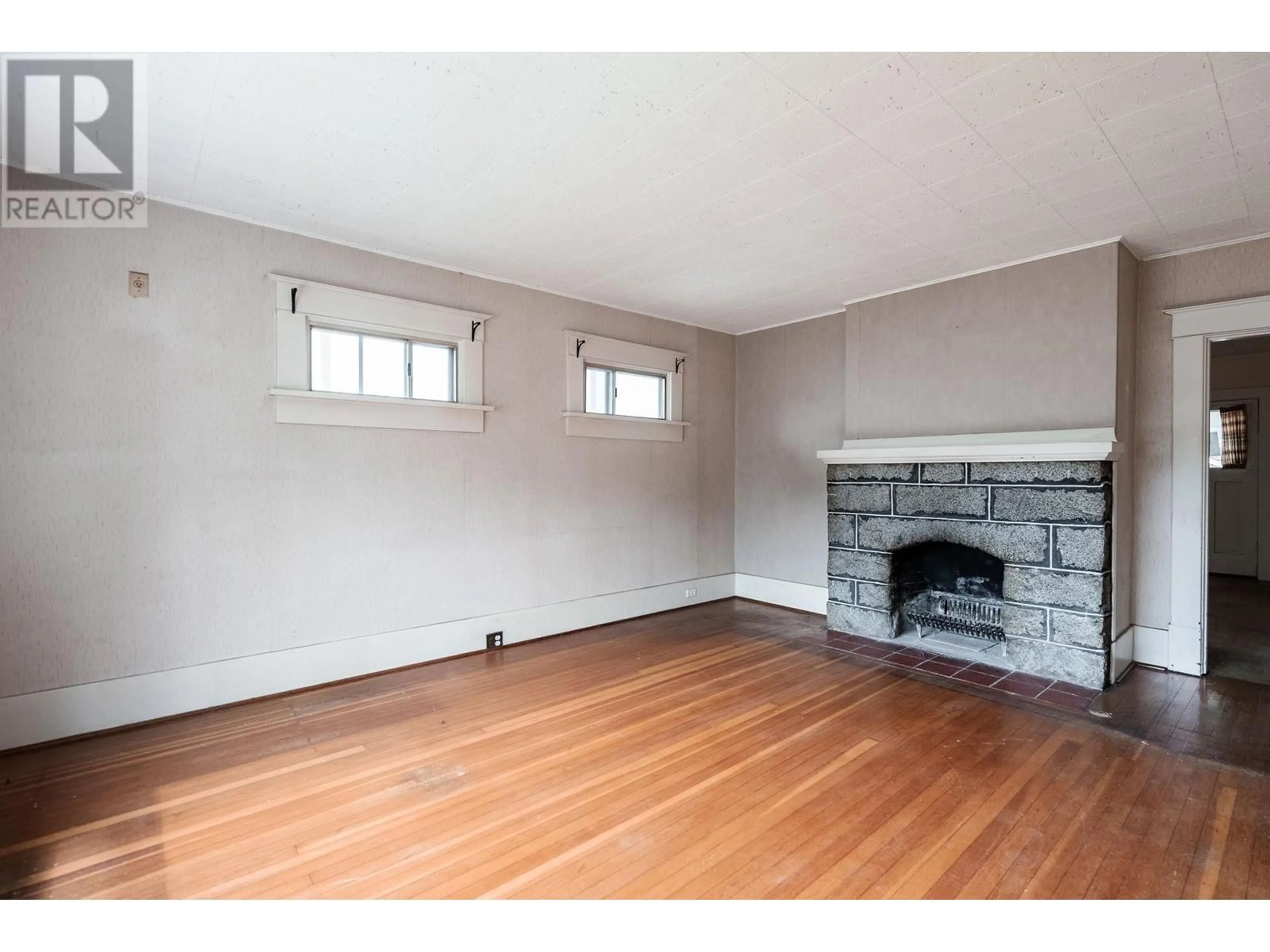 A pic of a room for 2541 2ND AVENUE, Vancouver British Columbia V5M1C7