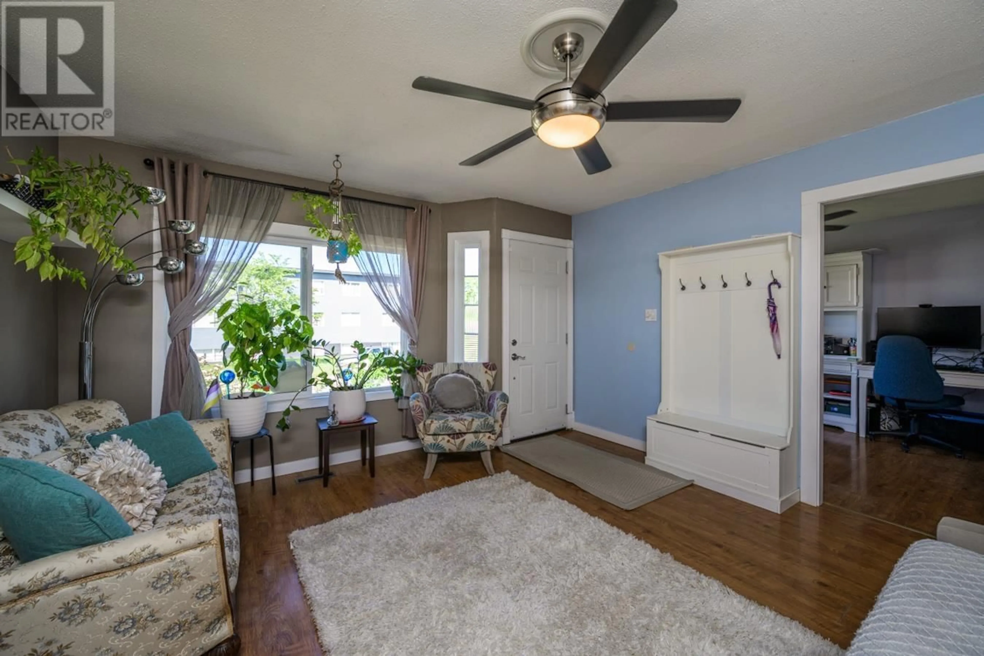 Living room with furniture, unknown for 954 IRWIN STREET, Prince George British Columbia V2M2X9