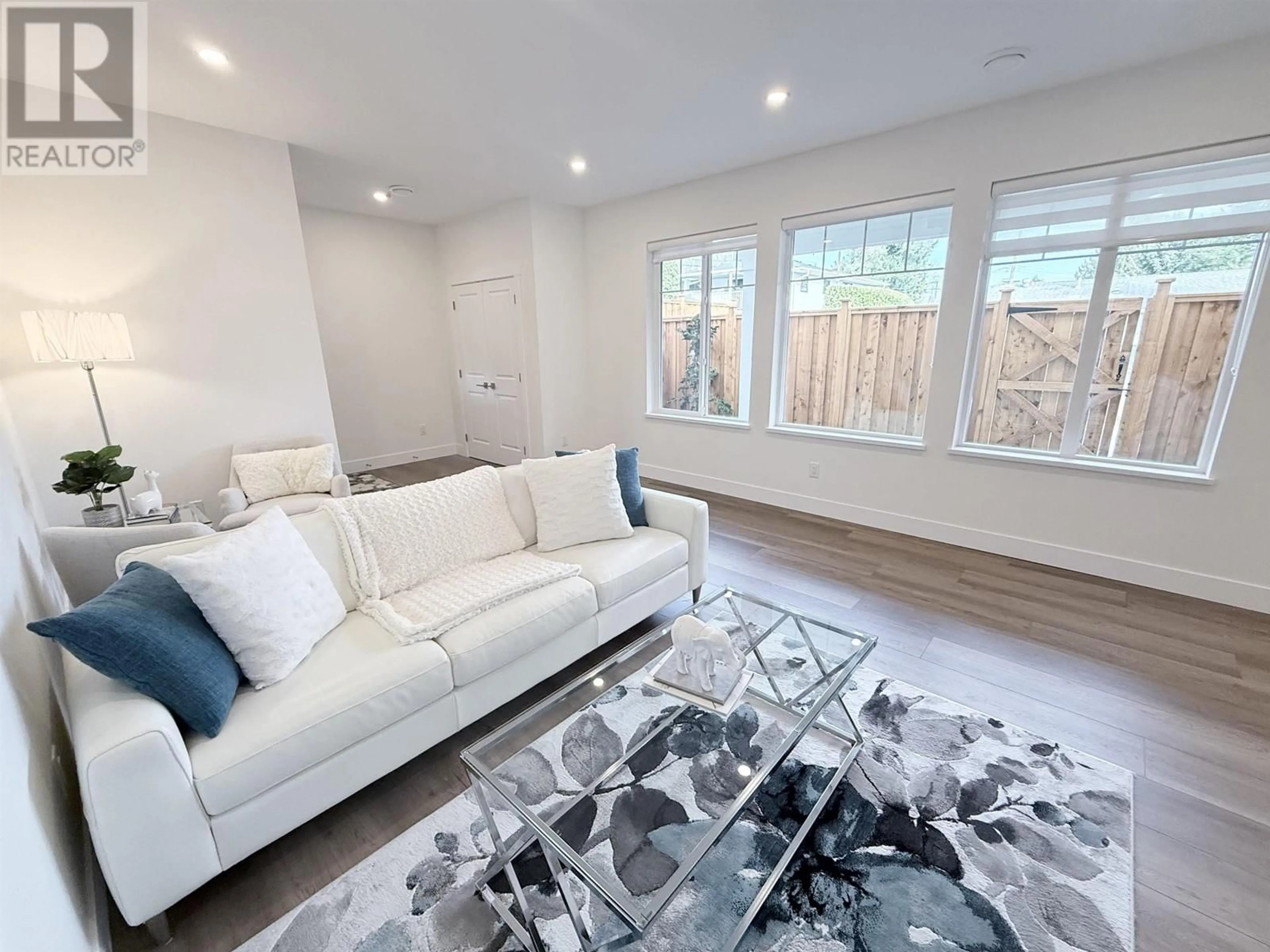 Living room with furniture, unknown for 103 - 361 MARMONT STREET, Coquitlam British Columbia V3K4R5
