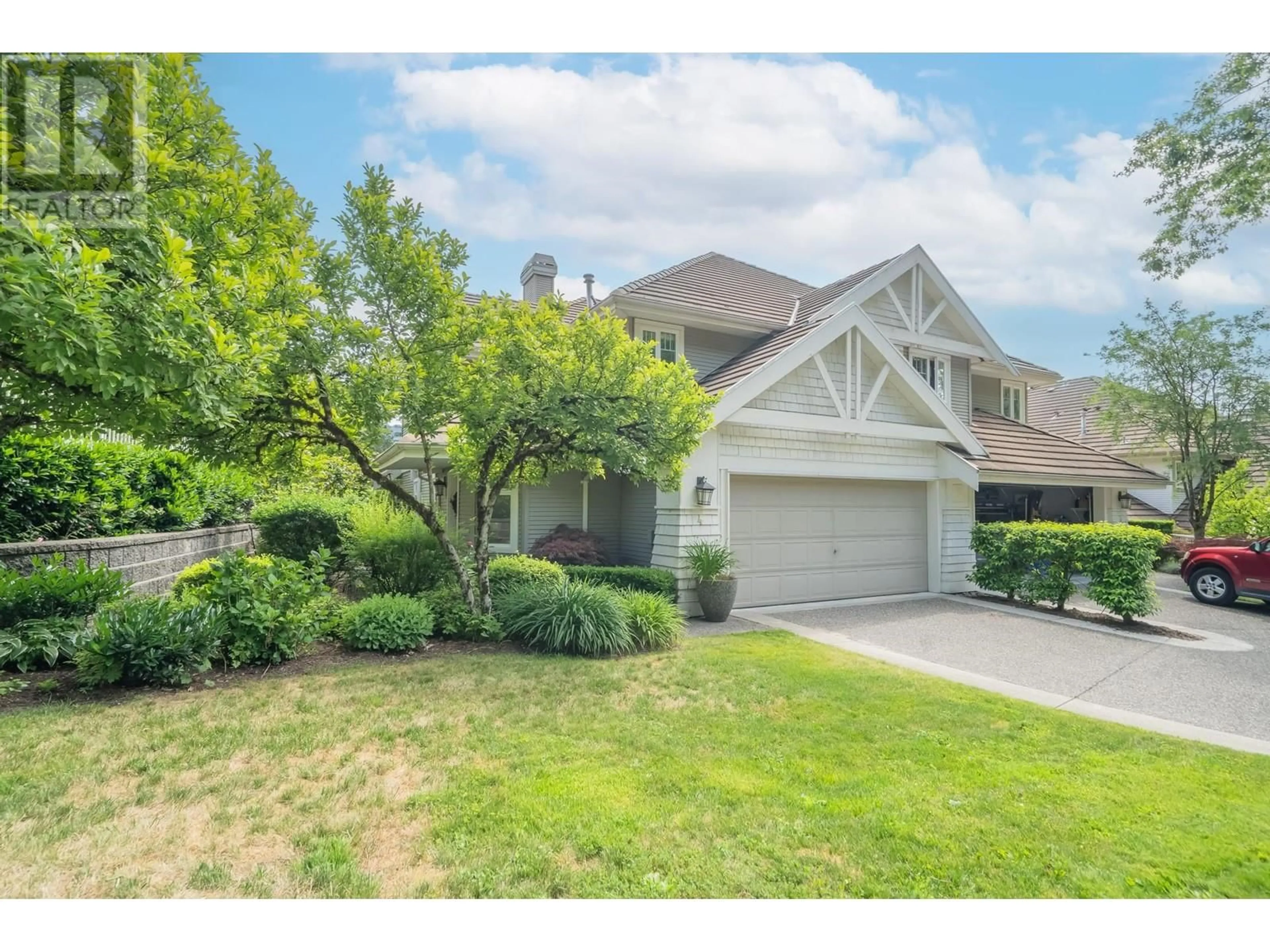 A pic from outside/outdoor area/front of a property/back of a property/a pic from drone, street for 4 - 3405 PLATEAU BOULEVARD, Coquitlam British Columbia V3E3L7