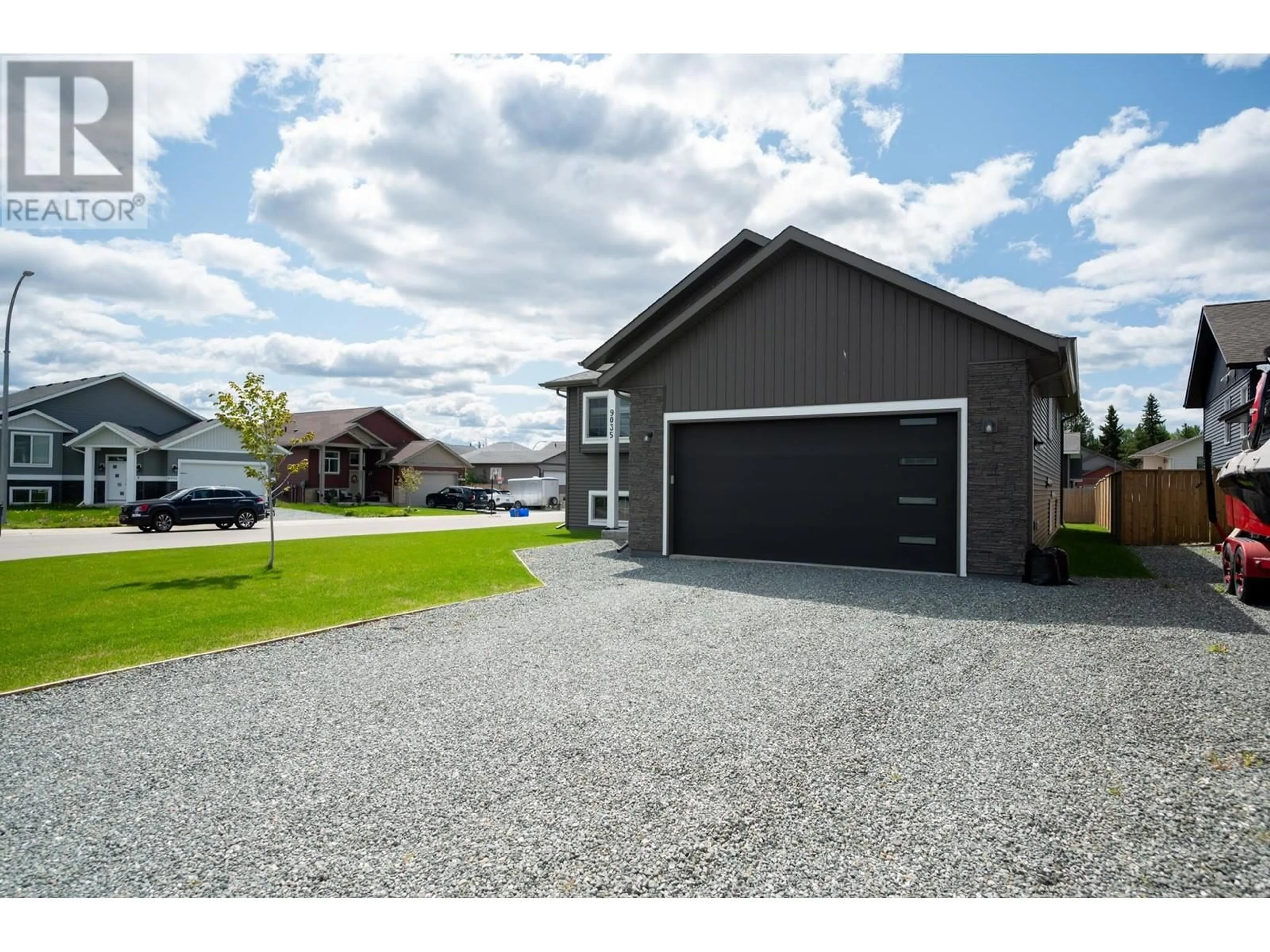 Indoor garage for 9035 TATLOW PLACE, Prince George British Columbia V2K0B5