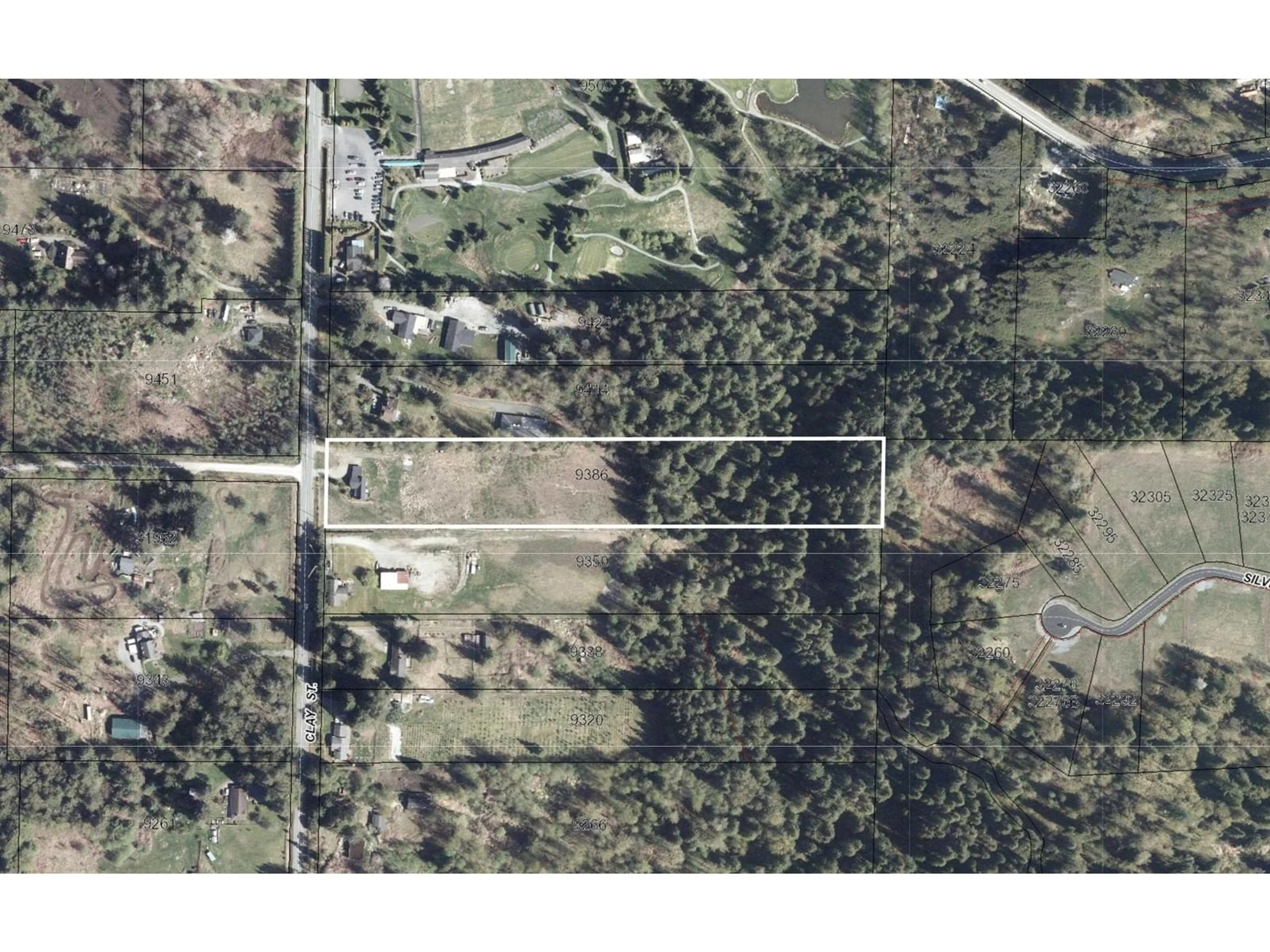 A pic from outside/outdoor area/front of a property/back of a property/a pic from drone, unknown for 9386 CLAY, Mission British Columbia V4S1G2