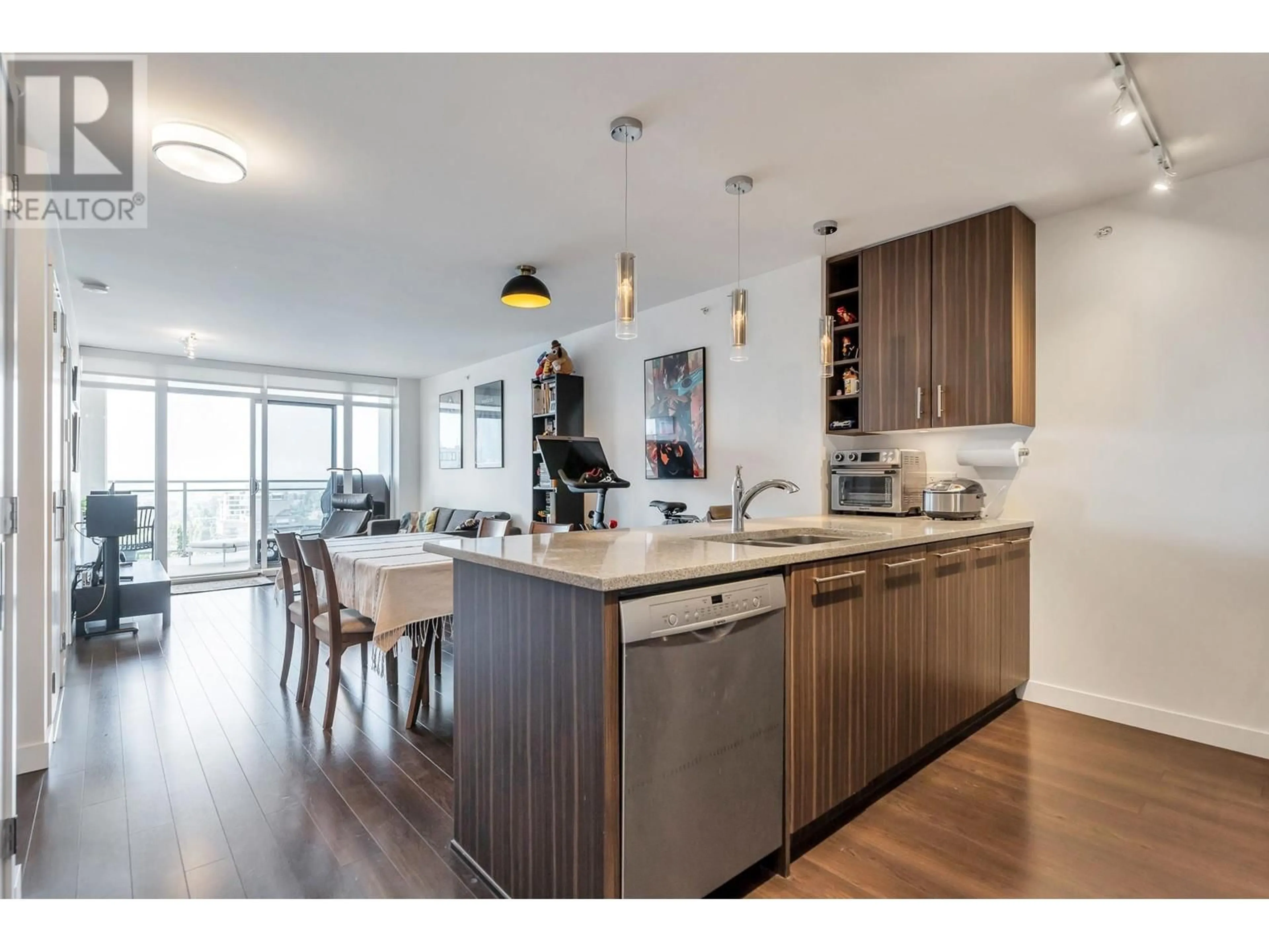 Open concept kitchen, wood/laminate floor for 1405 - 608 BELMONT STREET, New Westminster British Columbia V3M0G8