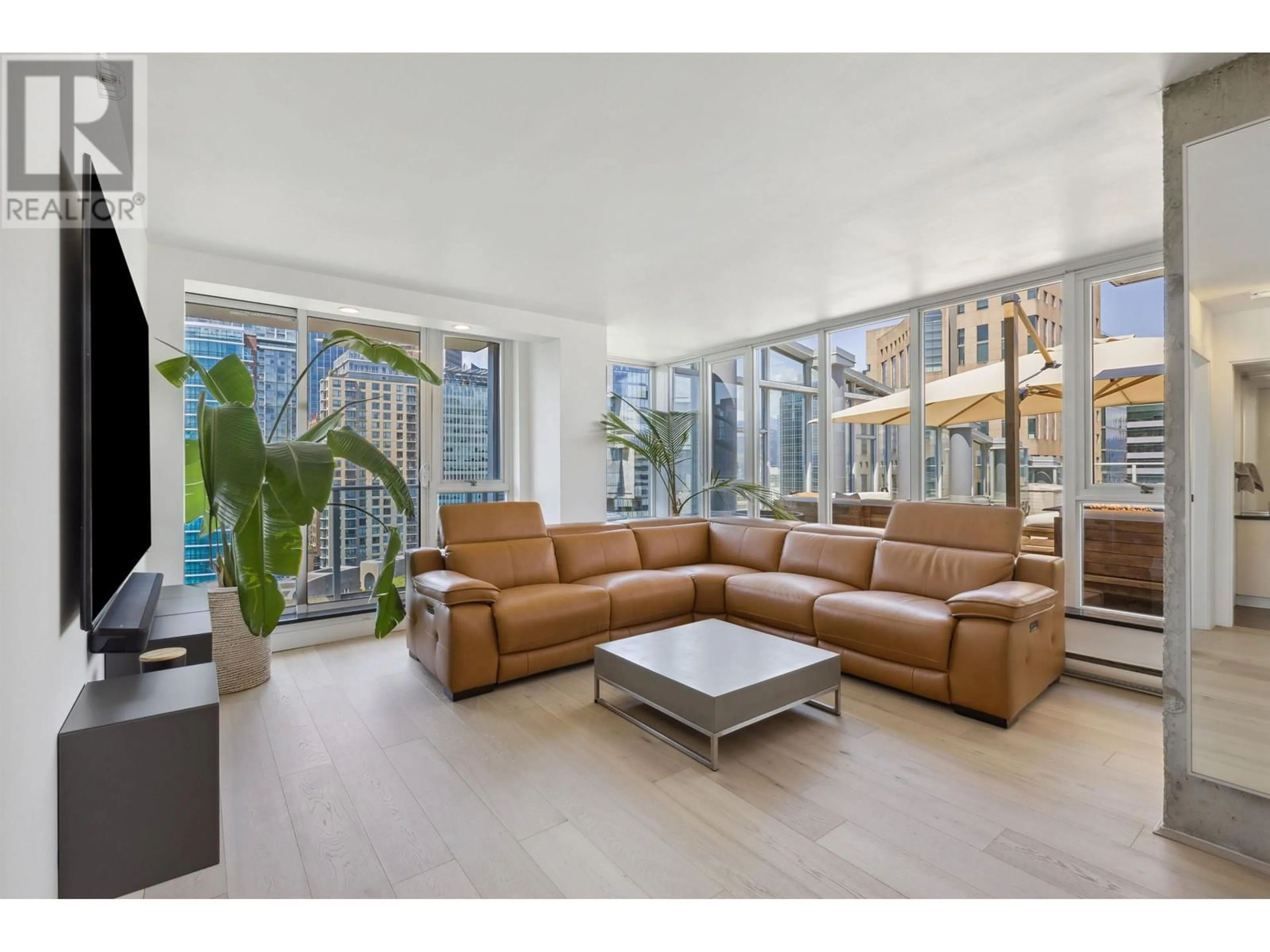 Living room with furniture, unknown for PH-2606 - 788 HAMILTON STREET, Vancouver British Columbia V6B0E9