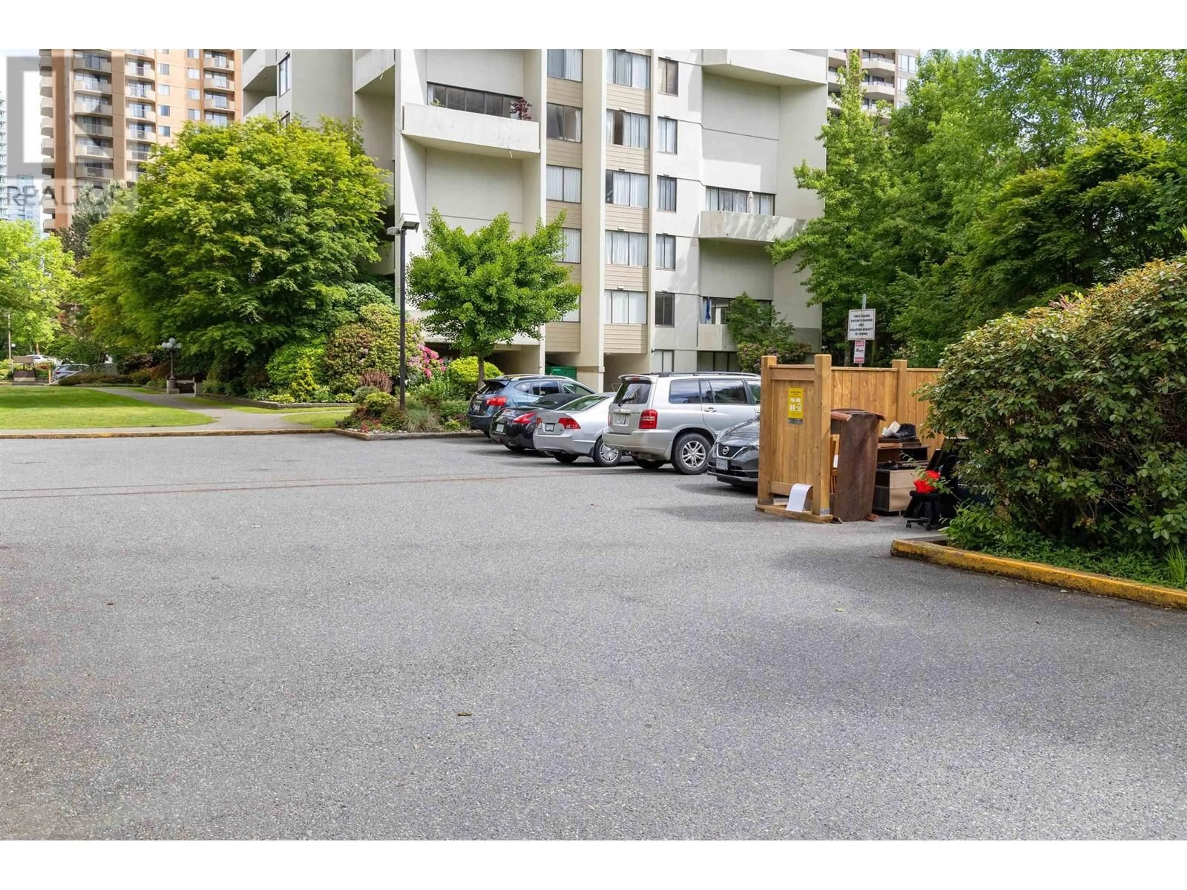 Unknown for 606 - 4105 MAYWOOD STREET, Burnaby British Columbia V5H4A3