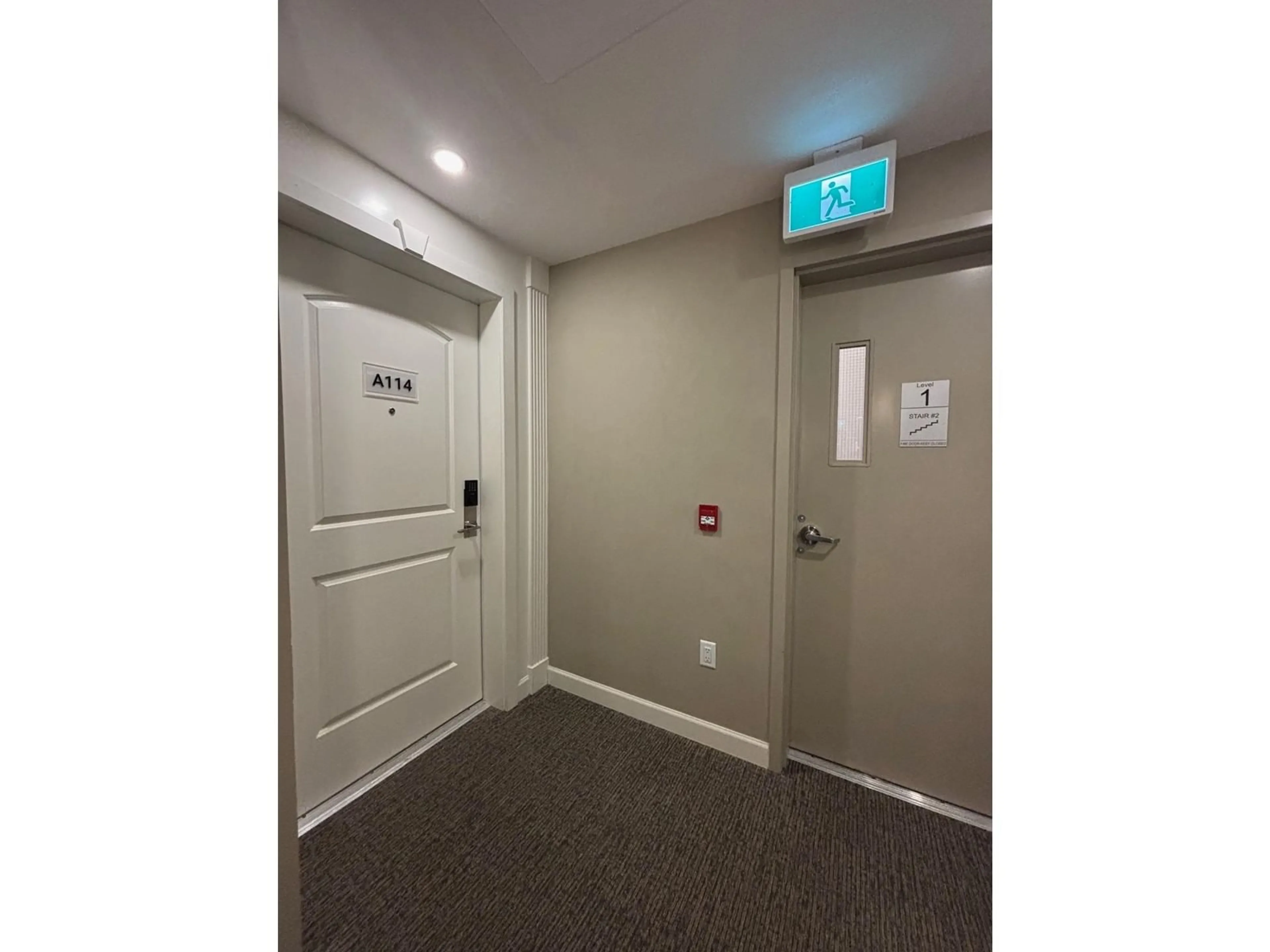 Indoor foyer for A114 - 20716 WILLOUGHBY TOWN CENTRE, Langley British Columbia V2Y3J7