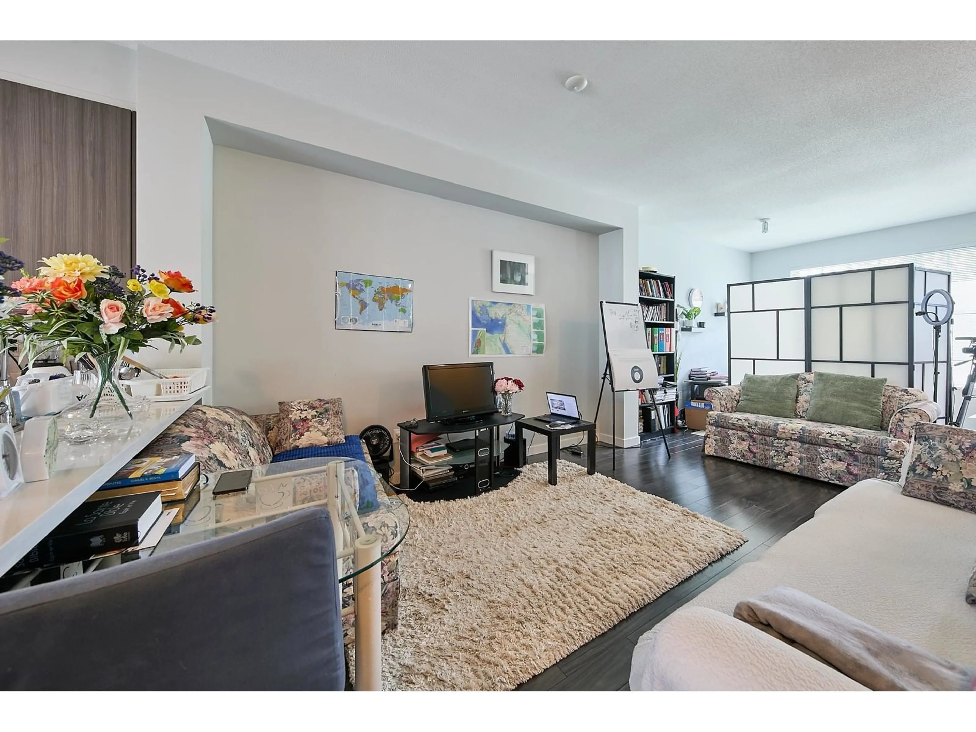 Living room with furniture, unknown for 110 - 30989 WESTRIDGE, Abbotsford British Columbia V2T0E7