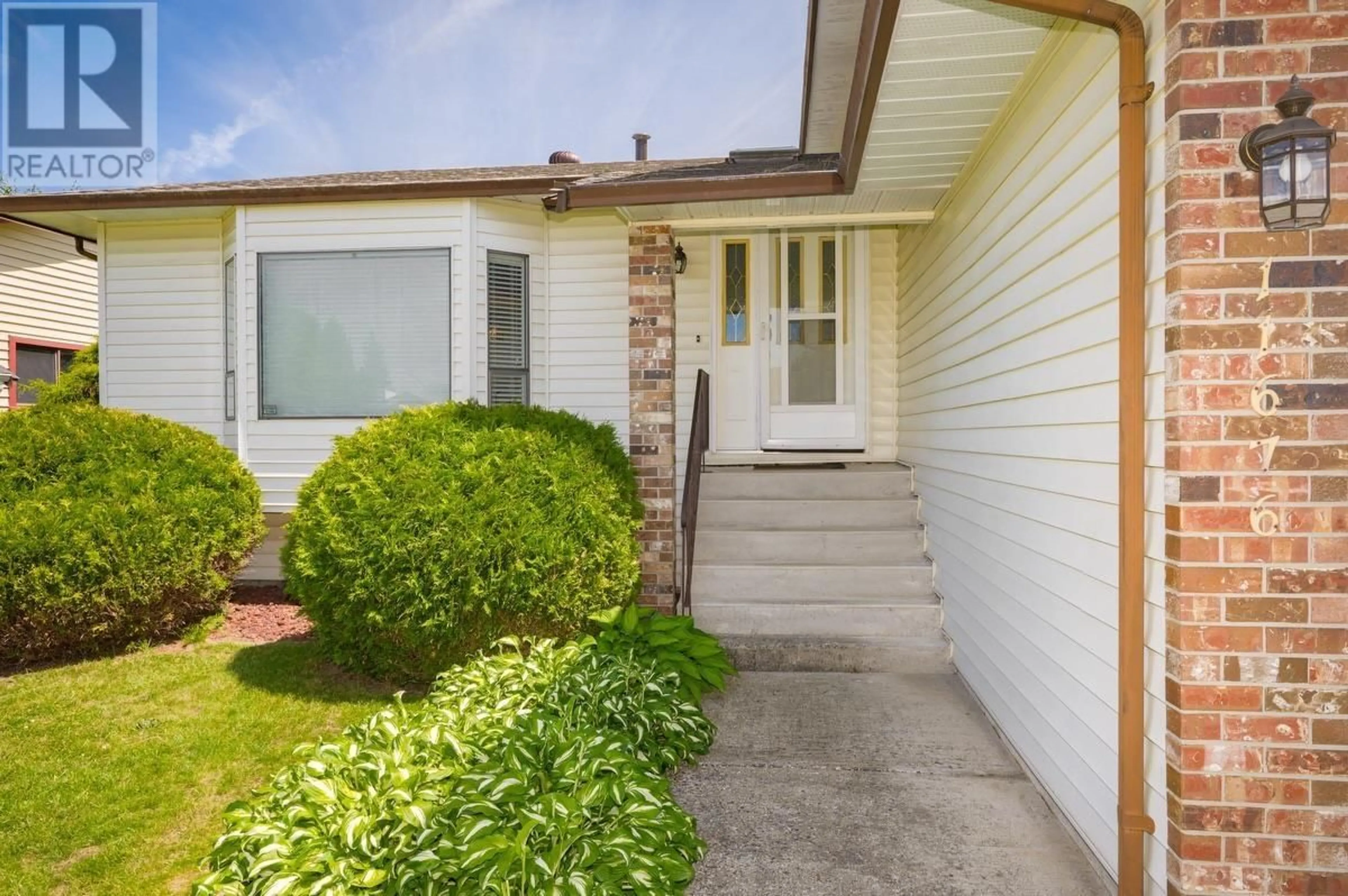 Home with vinyl exterior material, street for 11676 MILLER STREET, Maple Ridge British Columbia V2X9M6