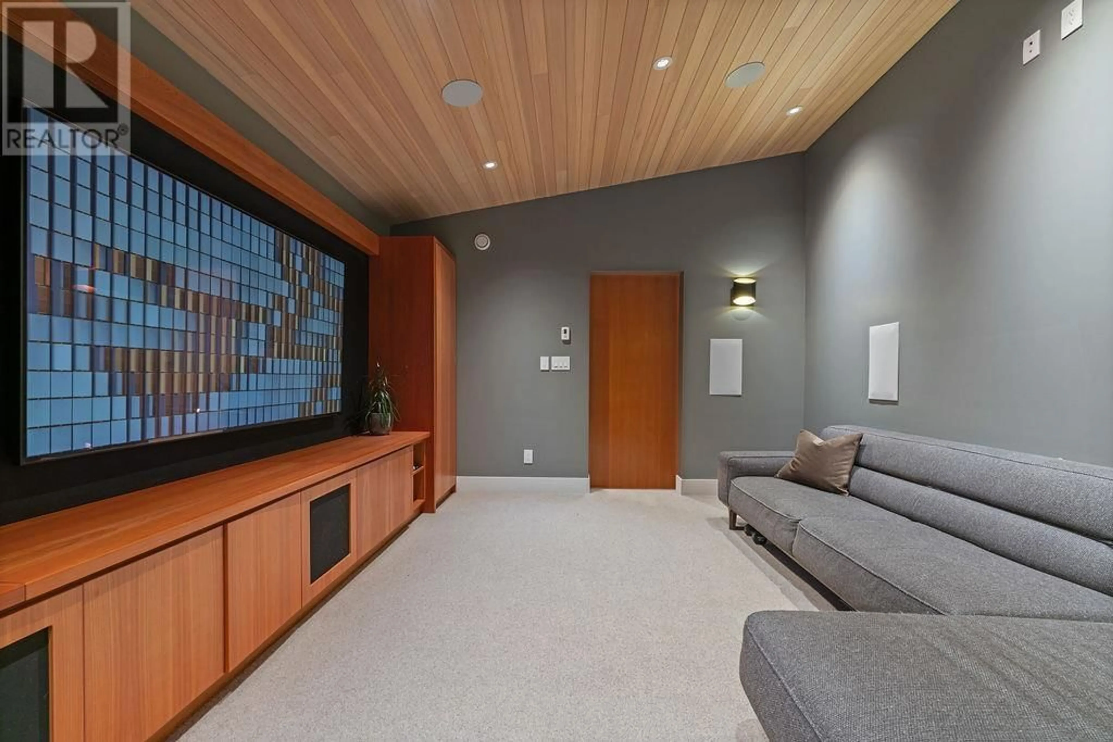 Home theater for 11711 YOSHIDA COURT, Richmond British Columbia V7E5C5