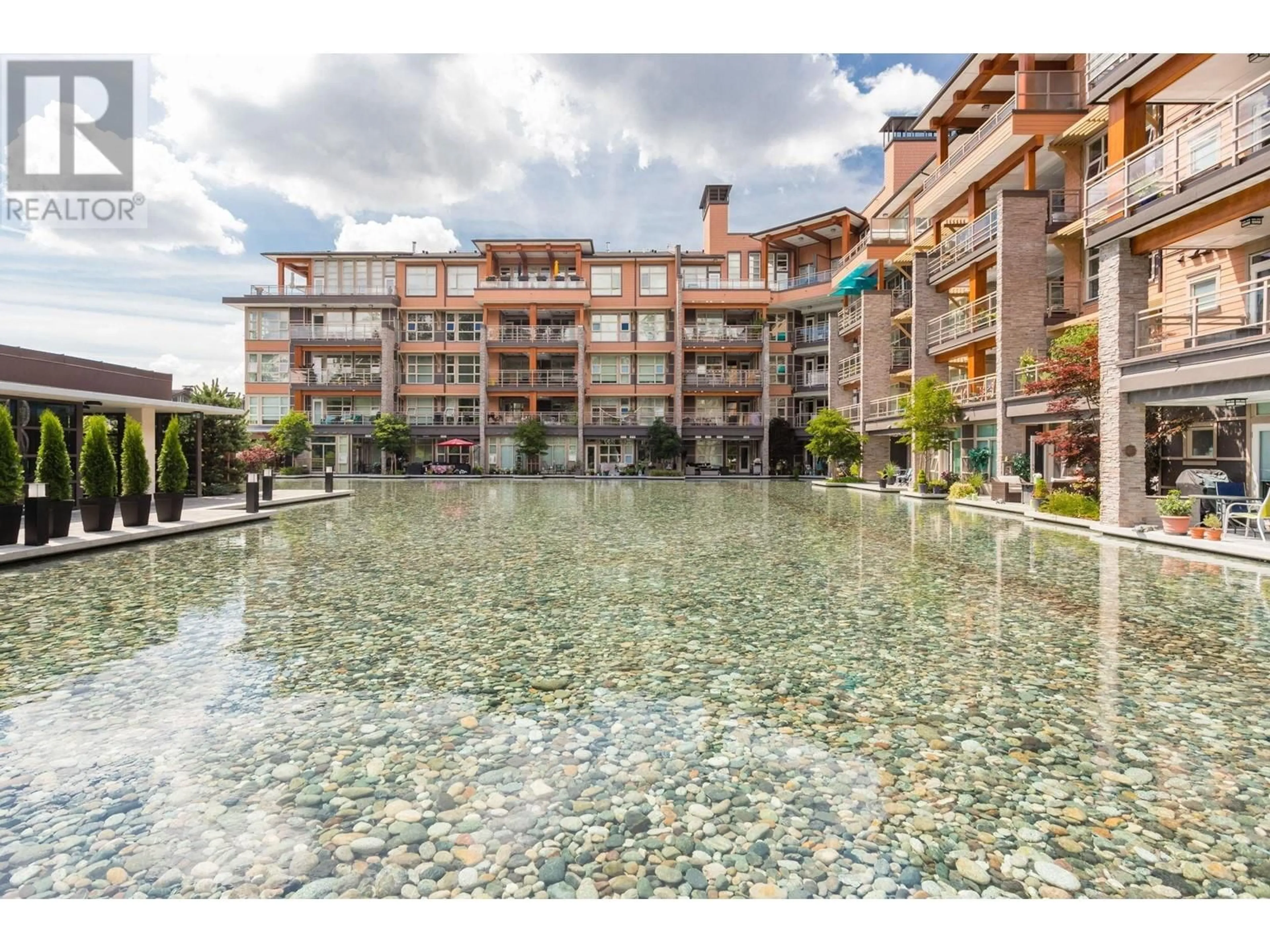Pool for 215 - 3602 ALDERCREST DRIVE, North Vancouver British Columbia V7G0A2