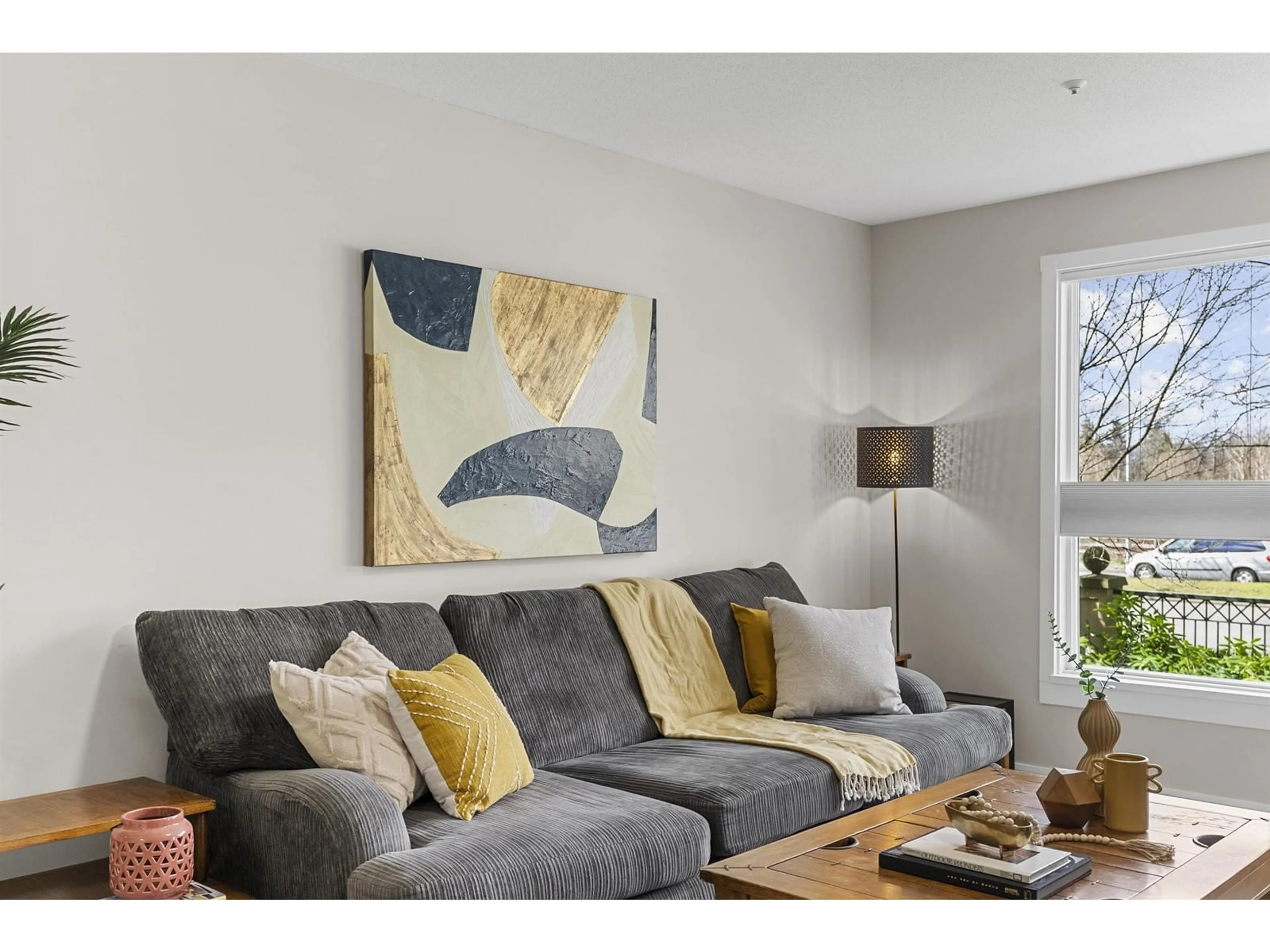 Living room with furniture, unknown for 210 - 13860 70, Surrey British Columbia V3W0S1