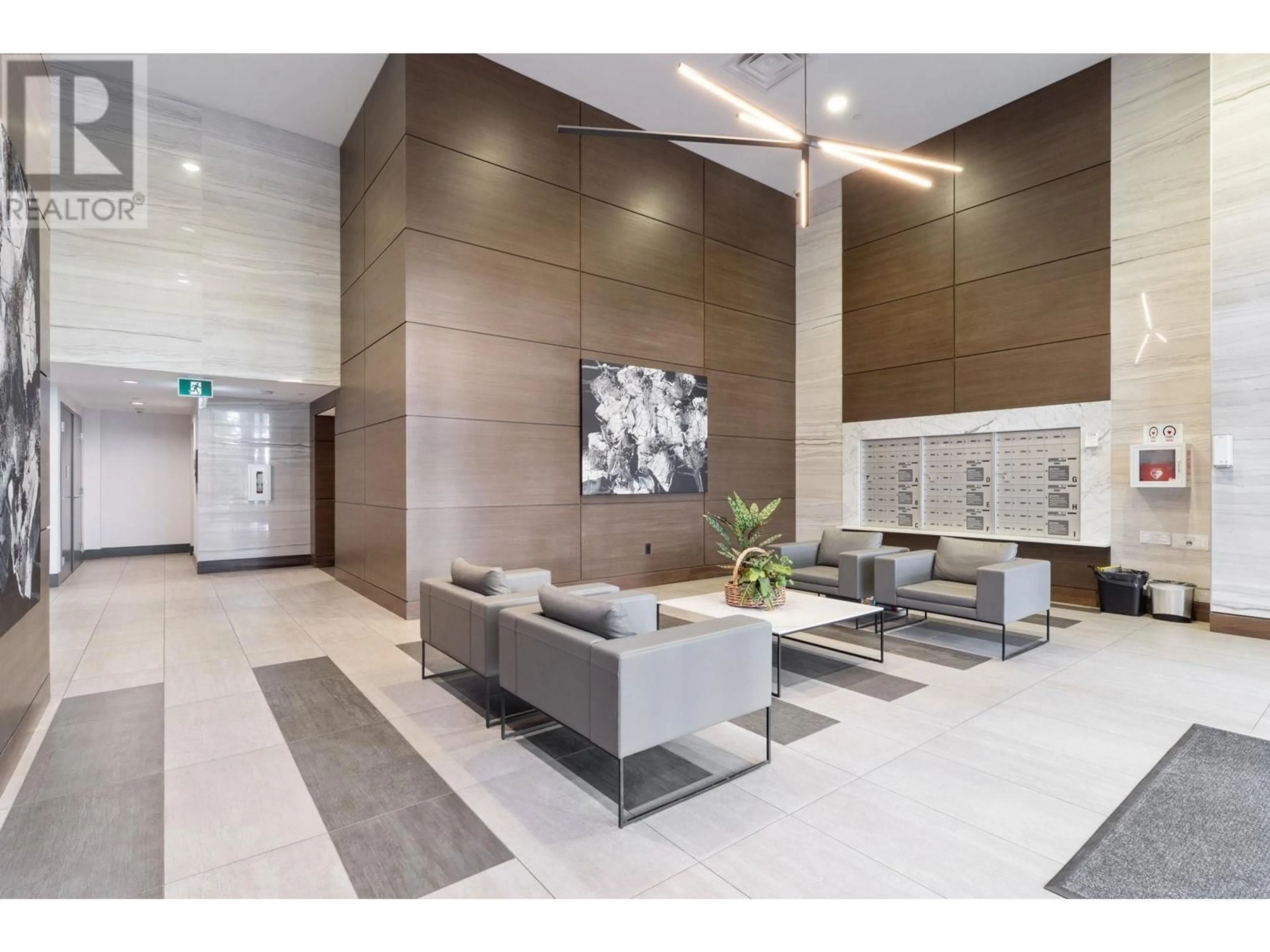 Lobby for 405 - 2738 LIBRARY LANE, North Vancouver British Columbia V7J0B3