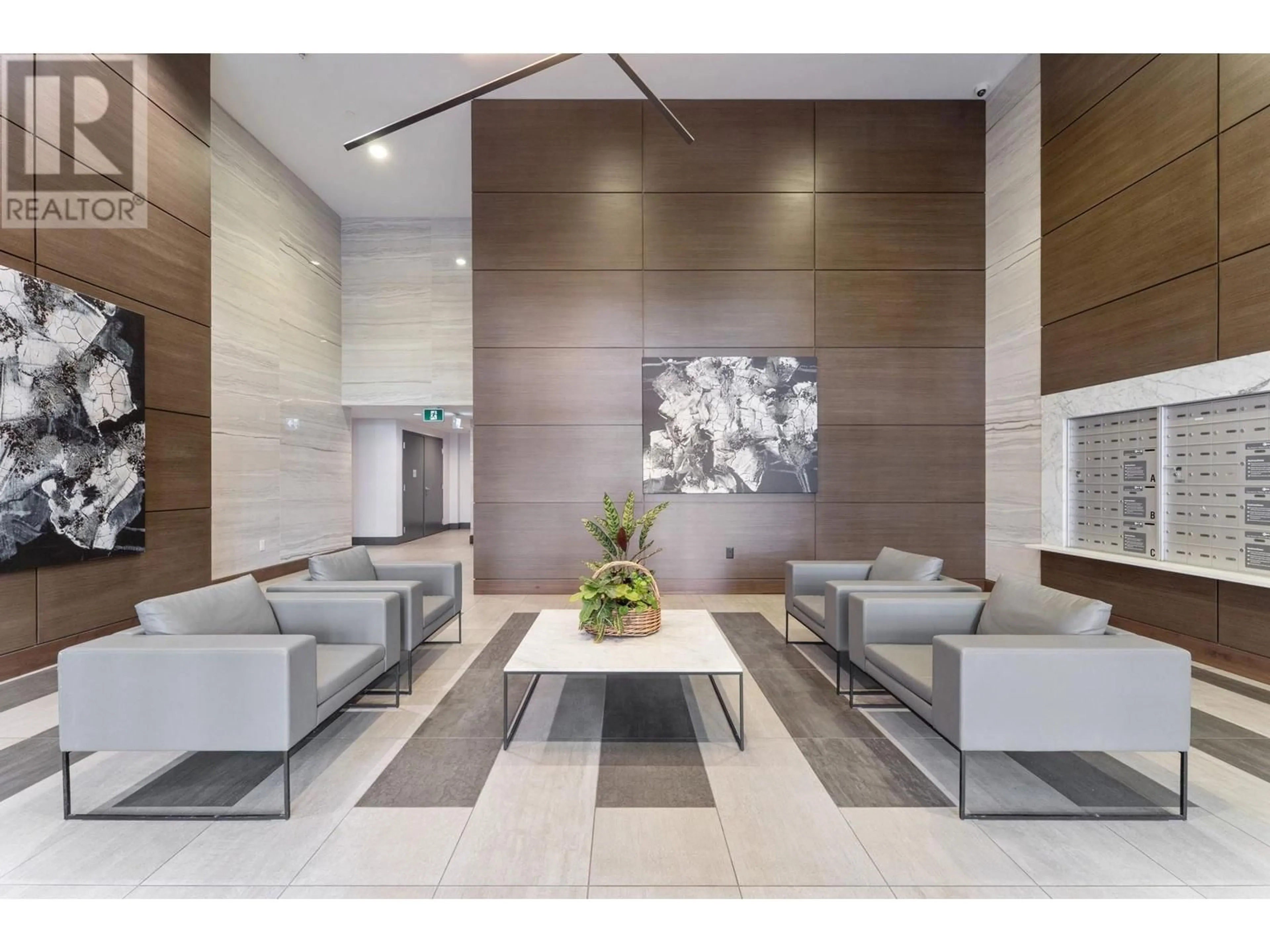 Lobby for 405 - 2738 LIBRARY LANE, North Vancouver British Columbia V7J0B3
