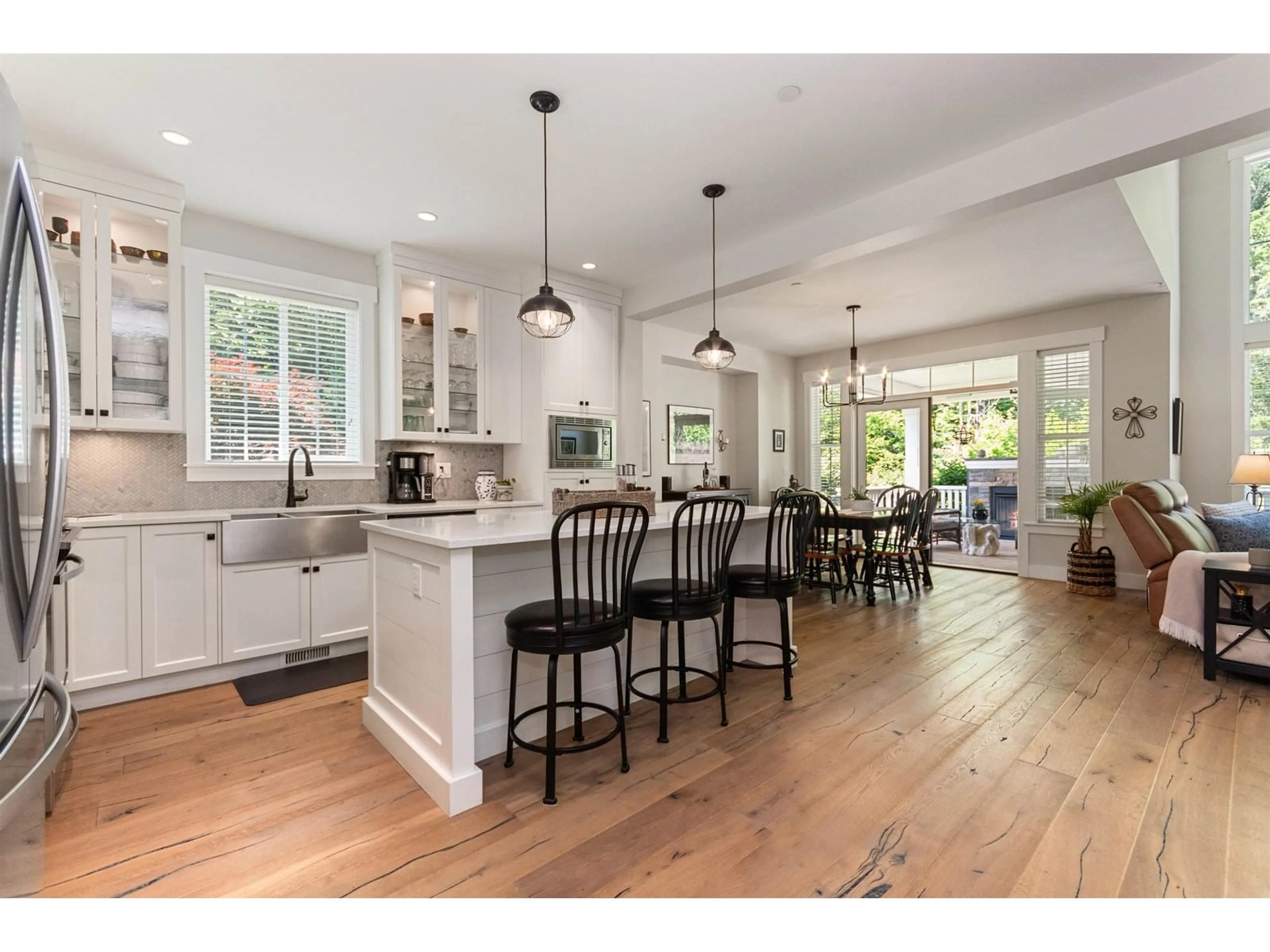 Open concept kitchen, unknown for 43419 OLD ORCHARD LANE, Cultus Lake British Columbia V2R0Z4