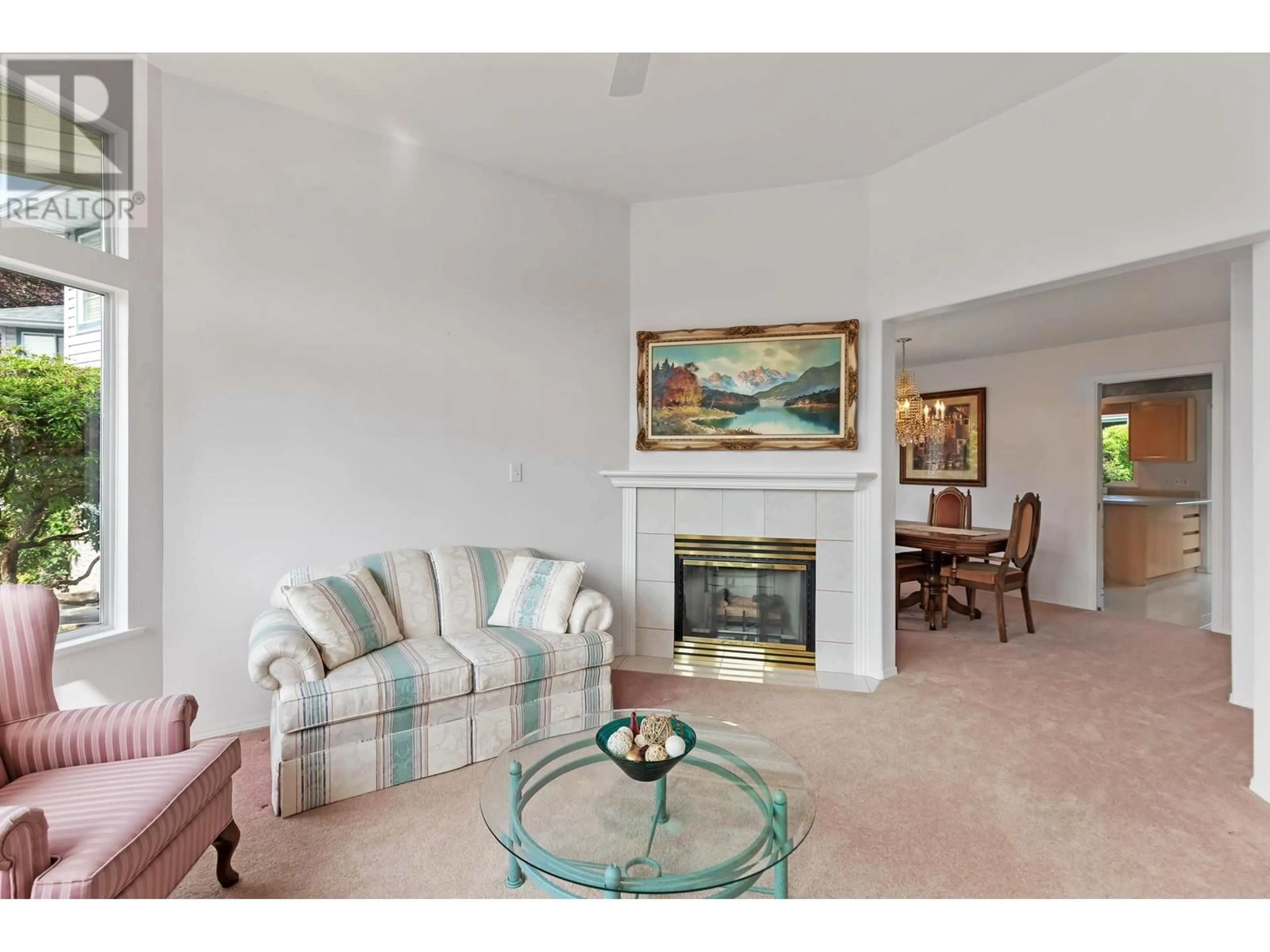 Living room with furniture, unknown for 20257 123 AVENUE, Maple Ridge British Columbia V2X4A6
