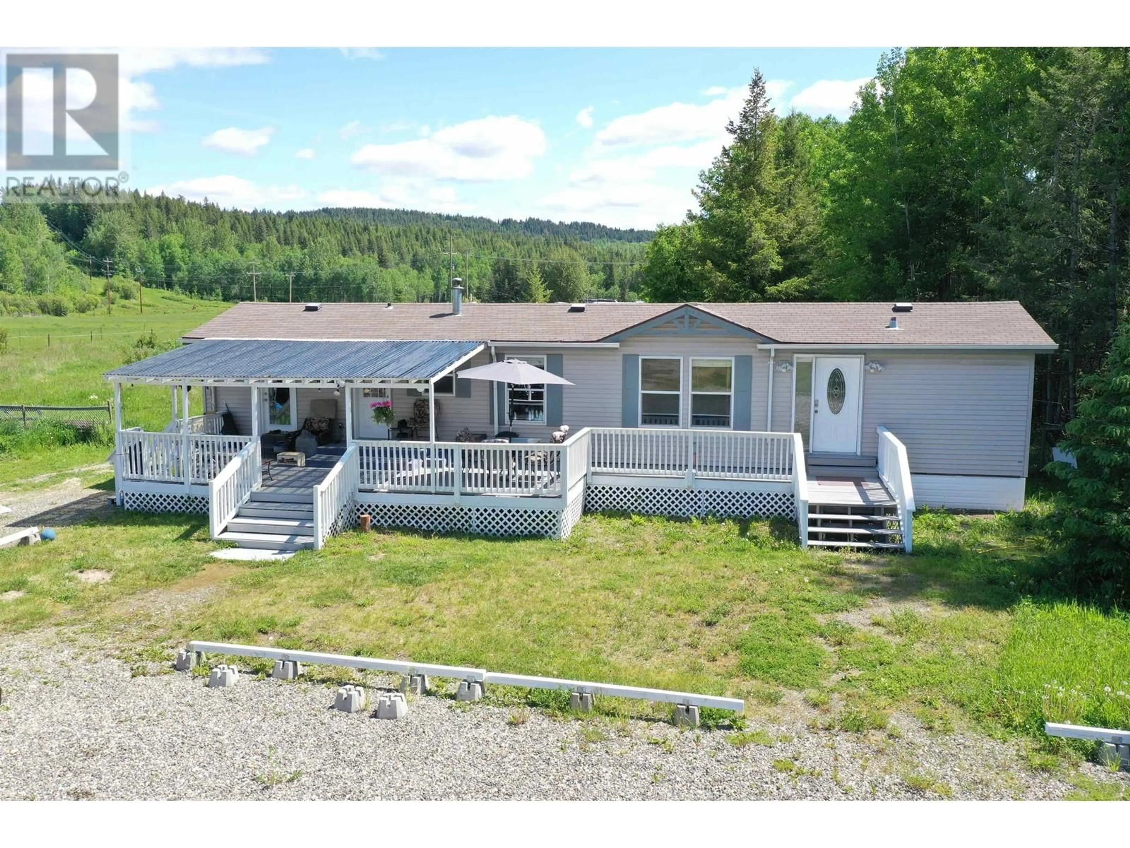 A pic from outside/outdoor area/front of a property/back of a property/a pic from drone, water/lake/river/ocean view for 3688 TREMBLEY ROAD, Quesnel British Columbia V2J6S5