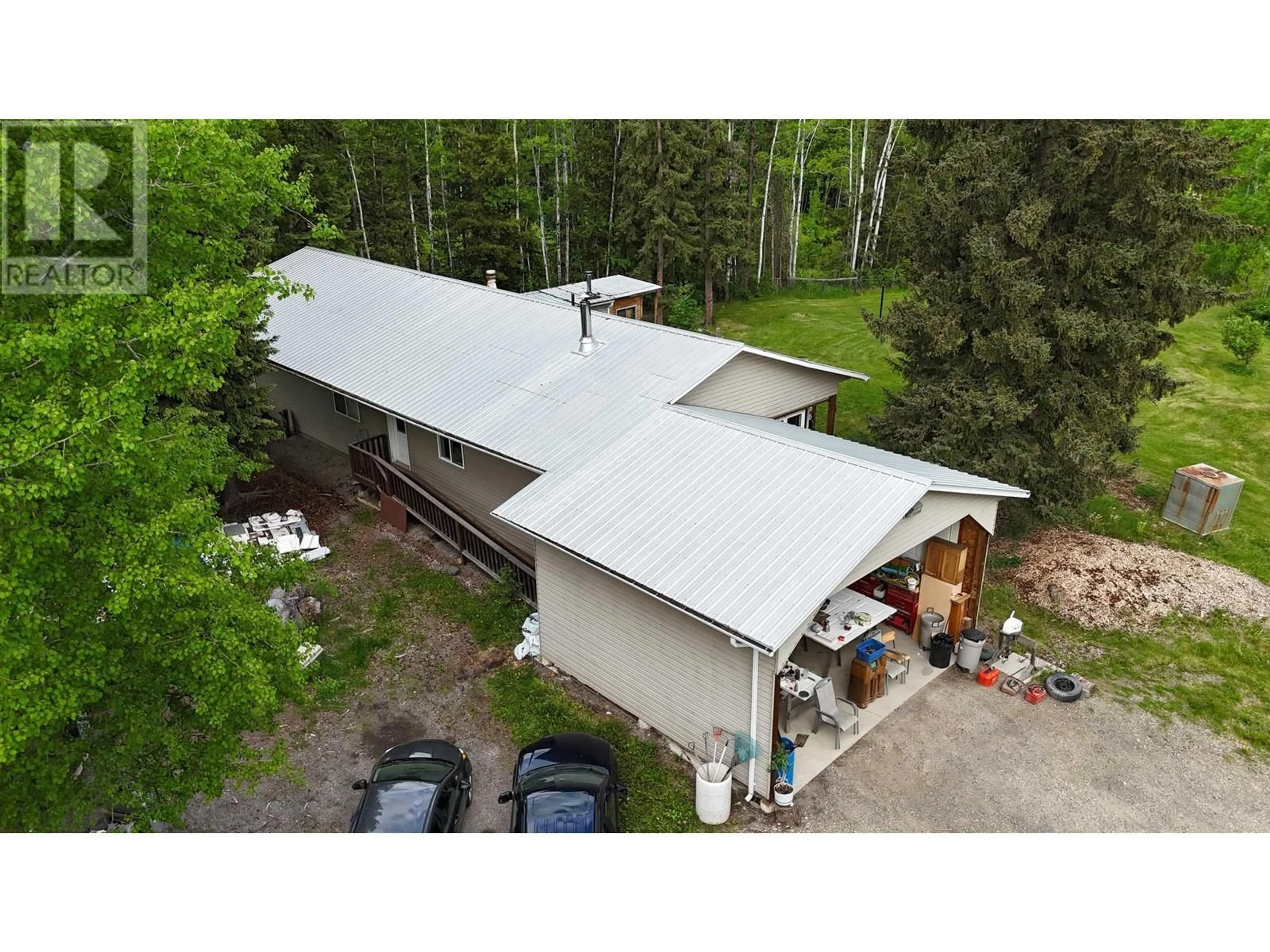 A pic from outside/outdoor area/front of a property/back of a property/a pic from drone, building for 784 BARKERVILLE HIGHWAY, Quesnel British Columbia V2J6S6