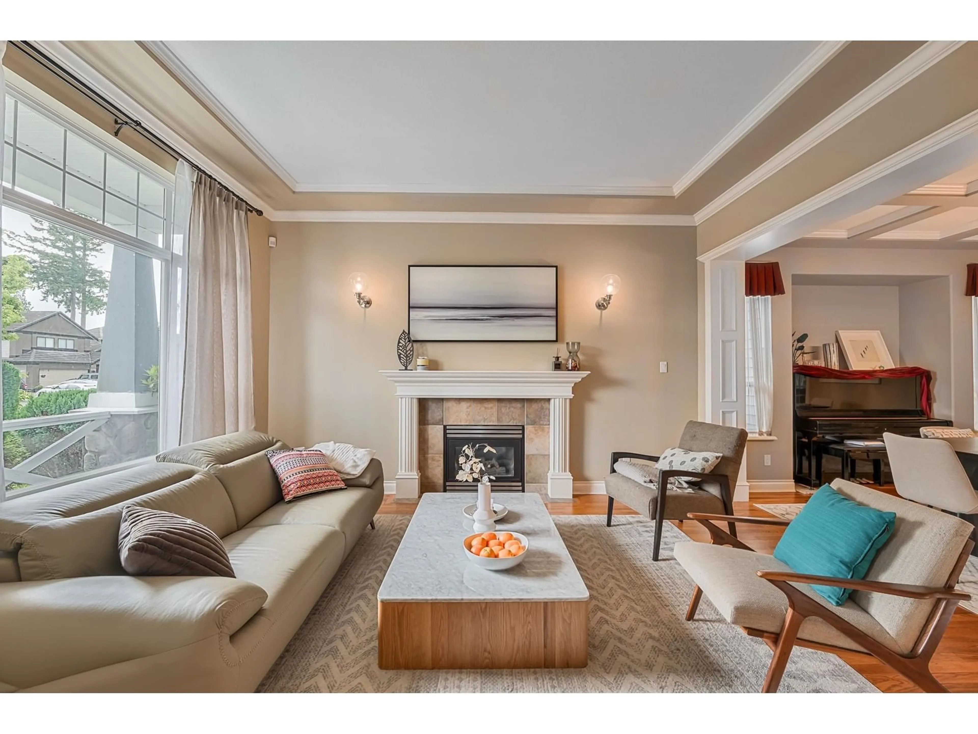 Living room with furniture, unknown for 7321 146, Surrey British Columbia V3S8Z7