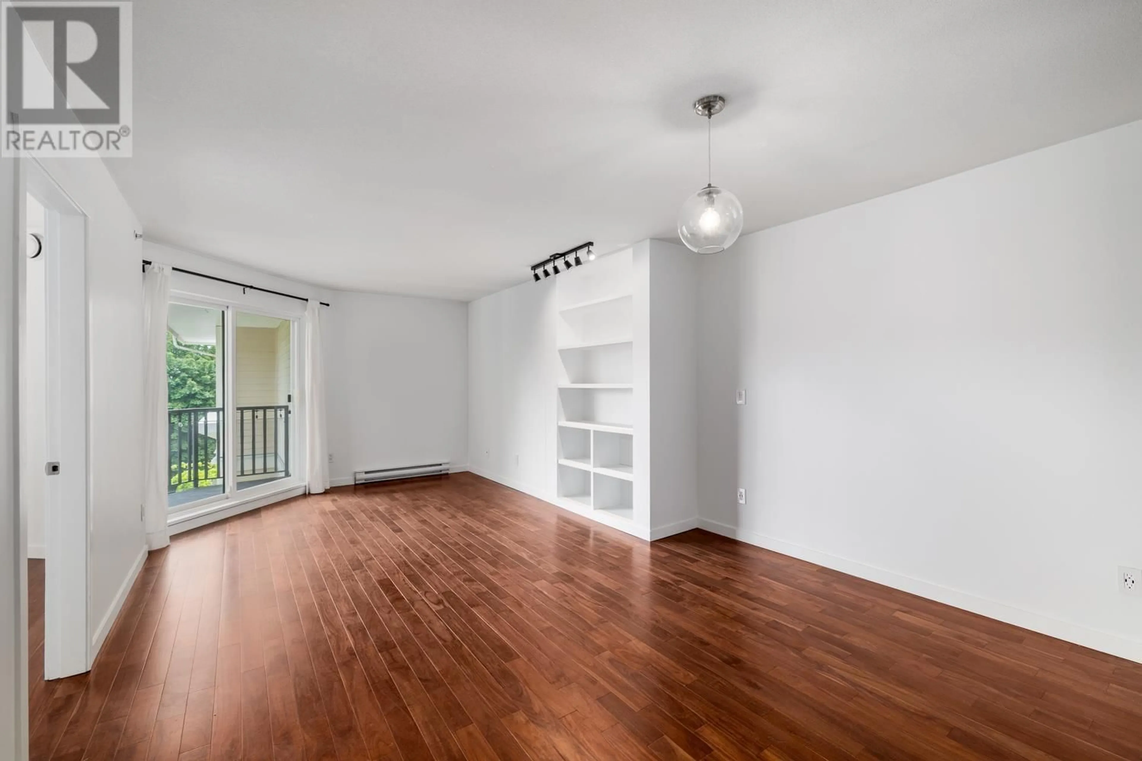 A pic of a room for 409 - 183 23 STREET, North Vancouver British Columbia V7M2B1