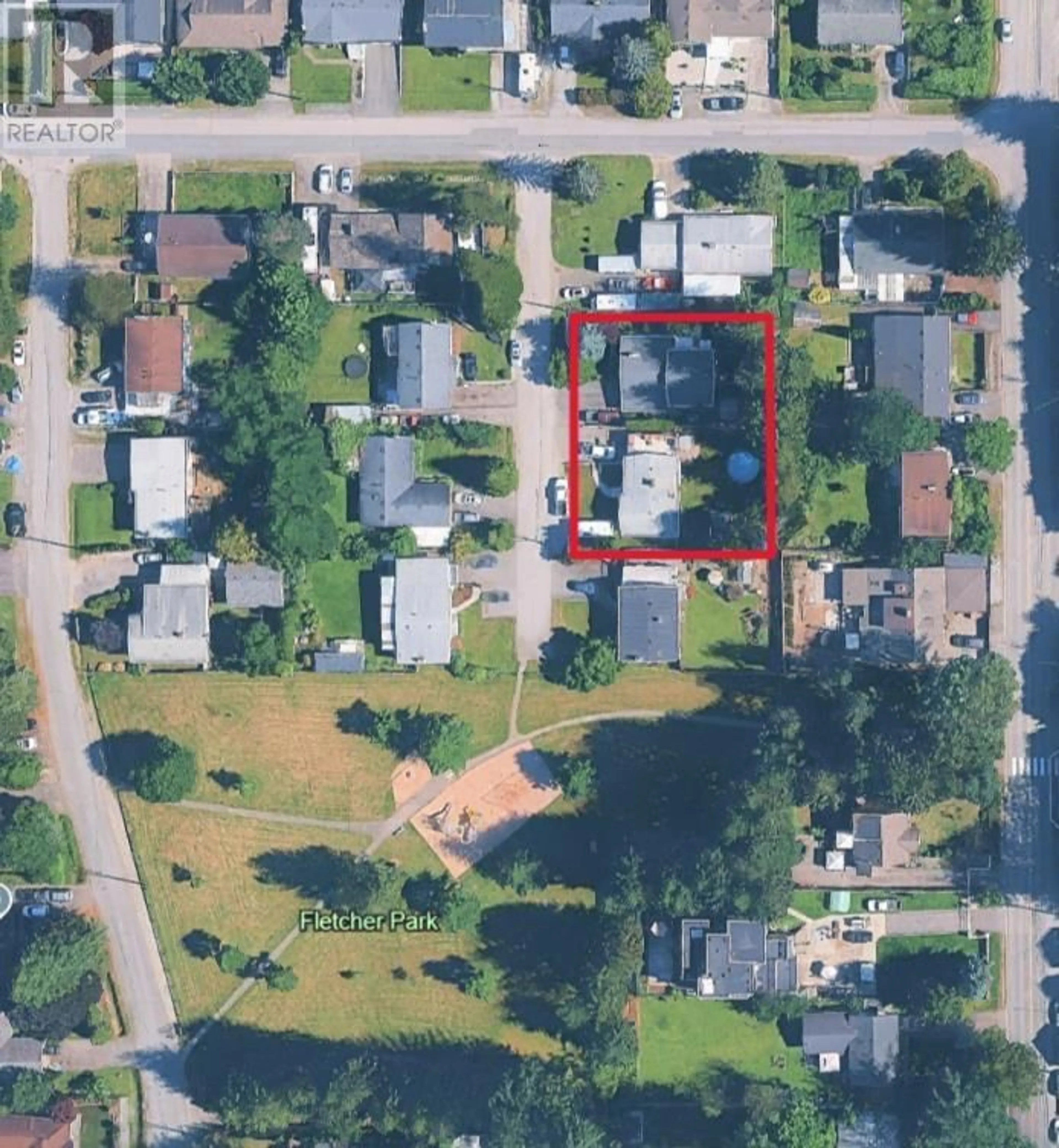 A pic from outside/outdoor area/front of a property/back of a property/a pic from drone, street for 12304 FULTON STREET, Maple Ridge British Columbia V2X6L5