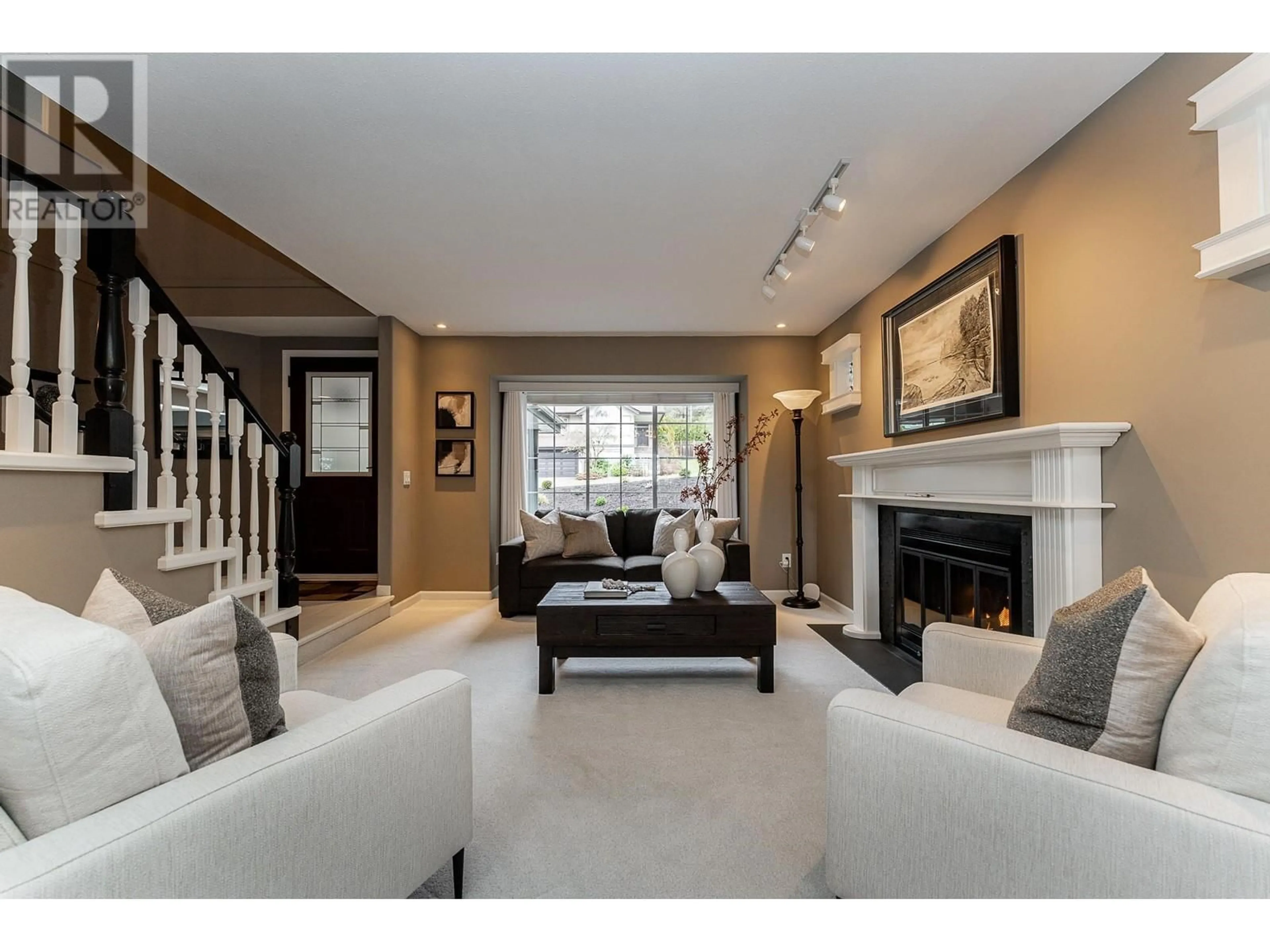 Living room with furniture, unknown for 131 ASPENWOOD DRIVE, Port Moody British Columbia V3H4V7