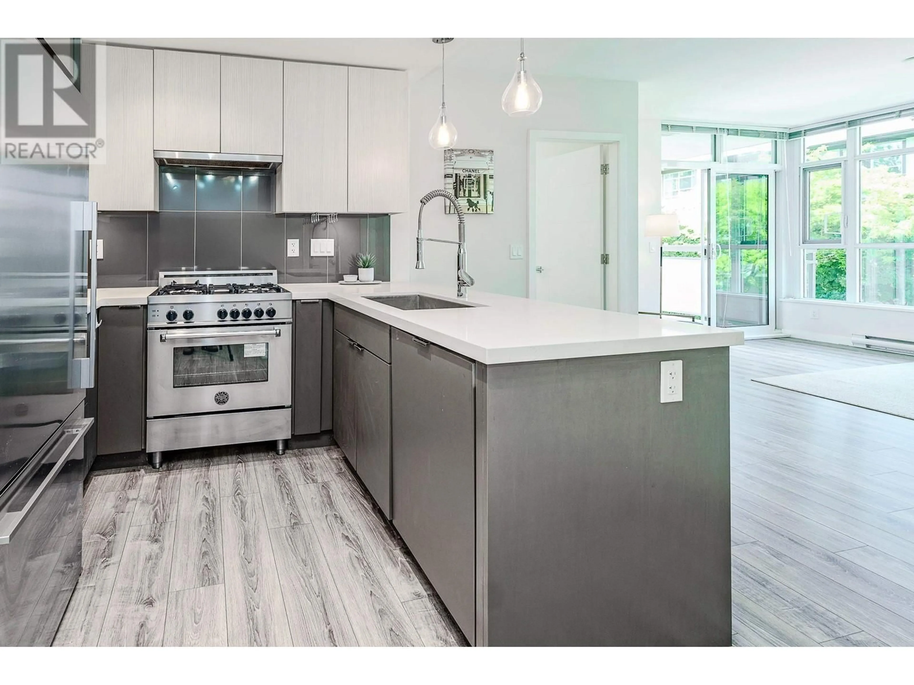 Contemporary kitchen, unknown for 205 - 711 BRESLAY STREET, Coquitlam British Columbia V3J0G7