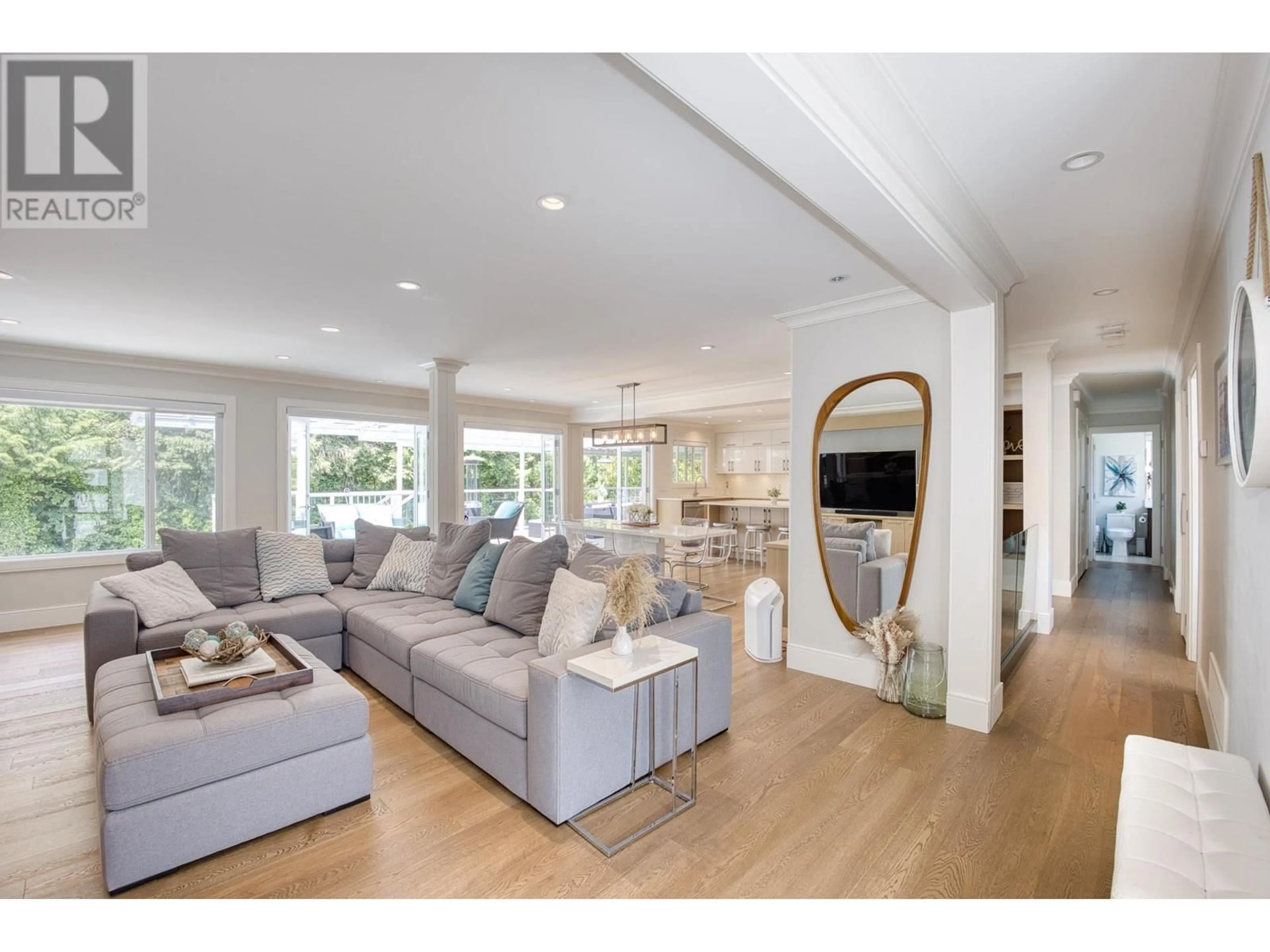 Living room with furniture, wood/laminate floor for 1507 MARINE CRESCENT, Coquitlam British Columbia V3J5X4