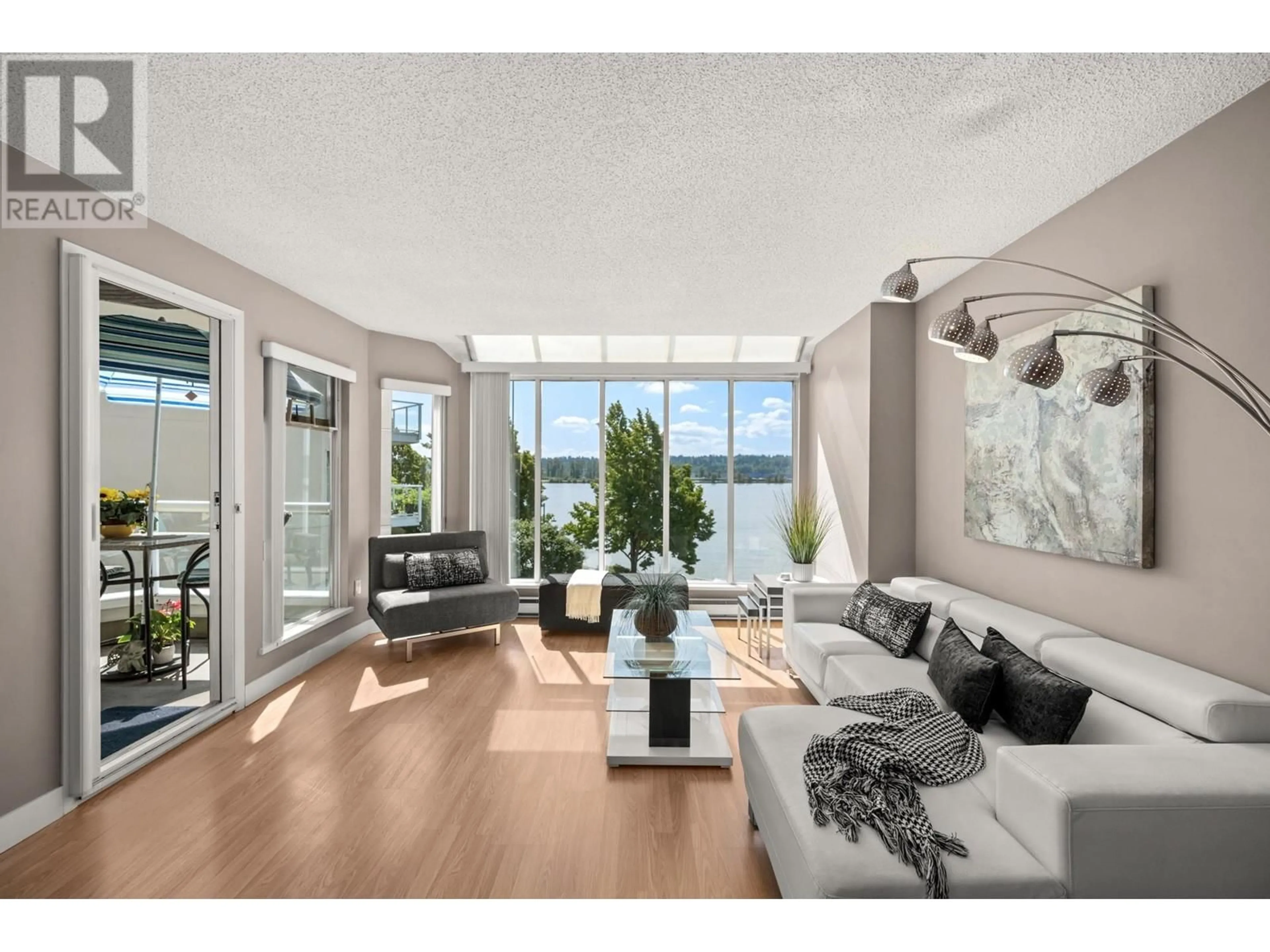 Living room with furniture, unknown for 301 - 31 RELIANCE COURT, New Westminster British Columbia V3M6C6