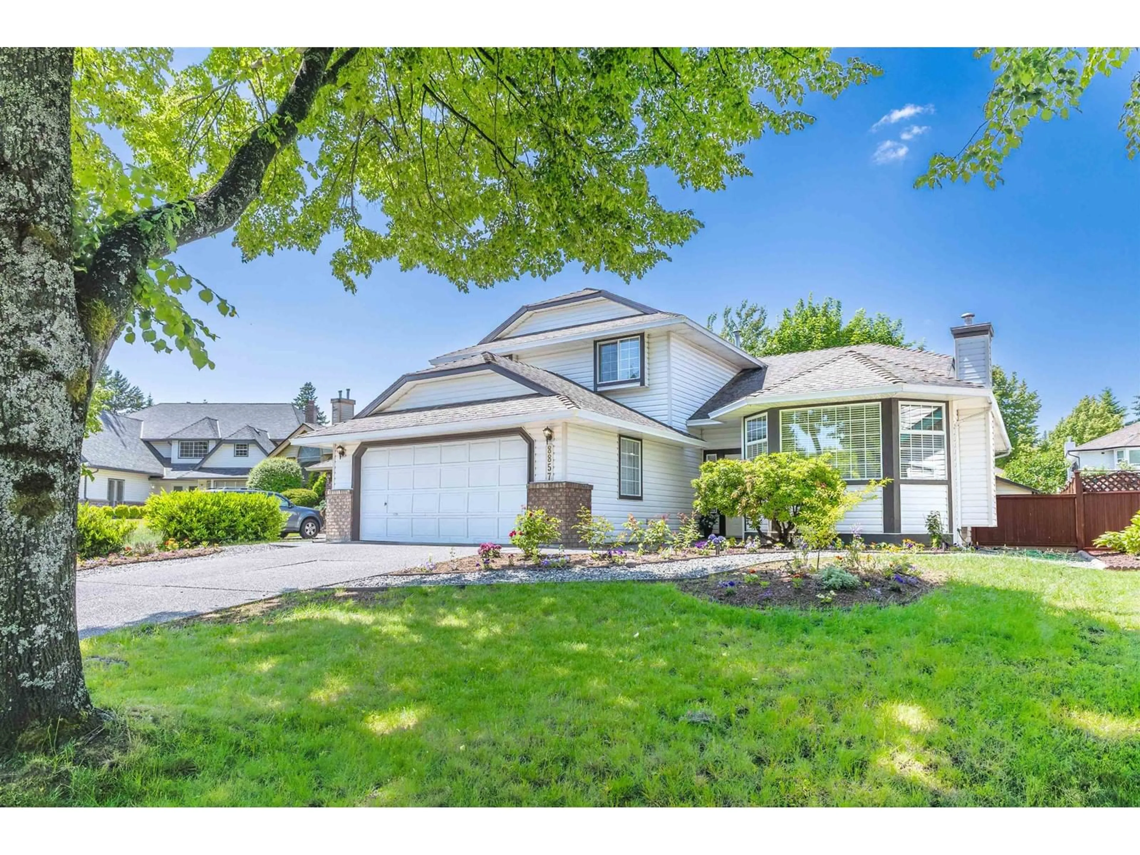 Home with vinyl exterior material, street for 8857 158, Surrey British Columbia V4N2Y7
