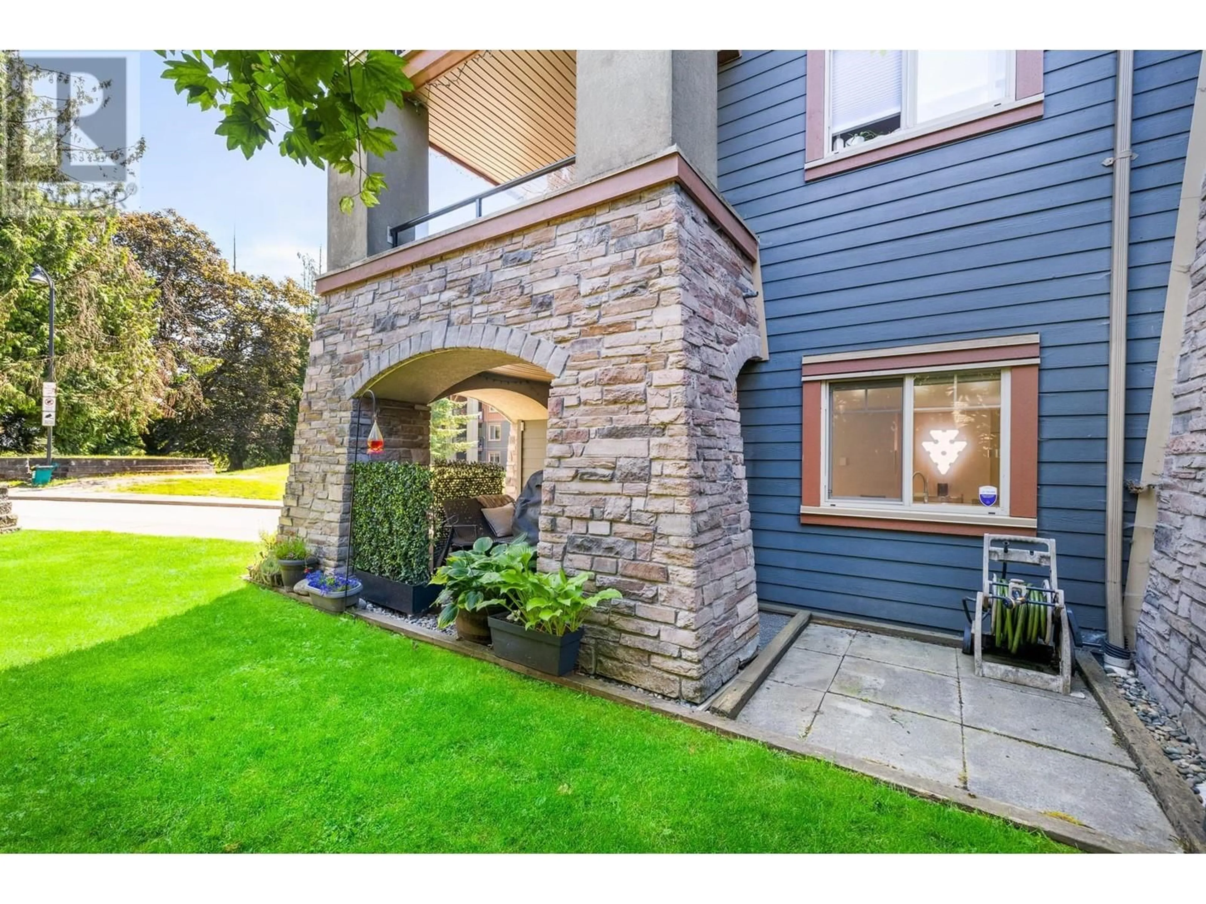 Home with brick exterior material, street for 1112 - 248 SHERBROOKE STREET, New Westminster British Columbia V3L0A2