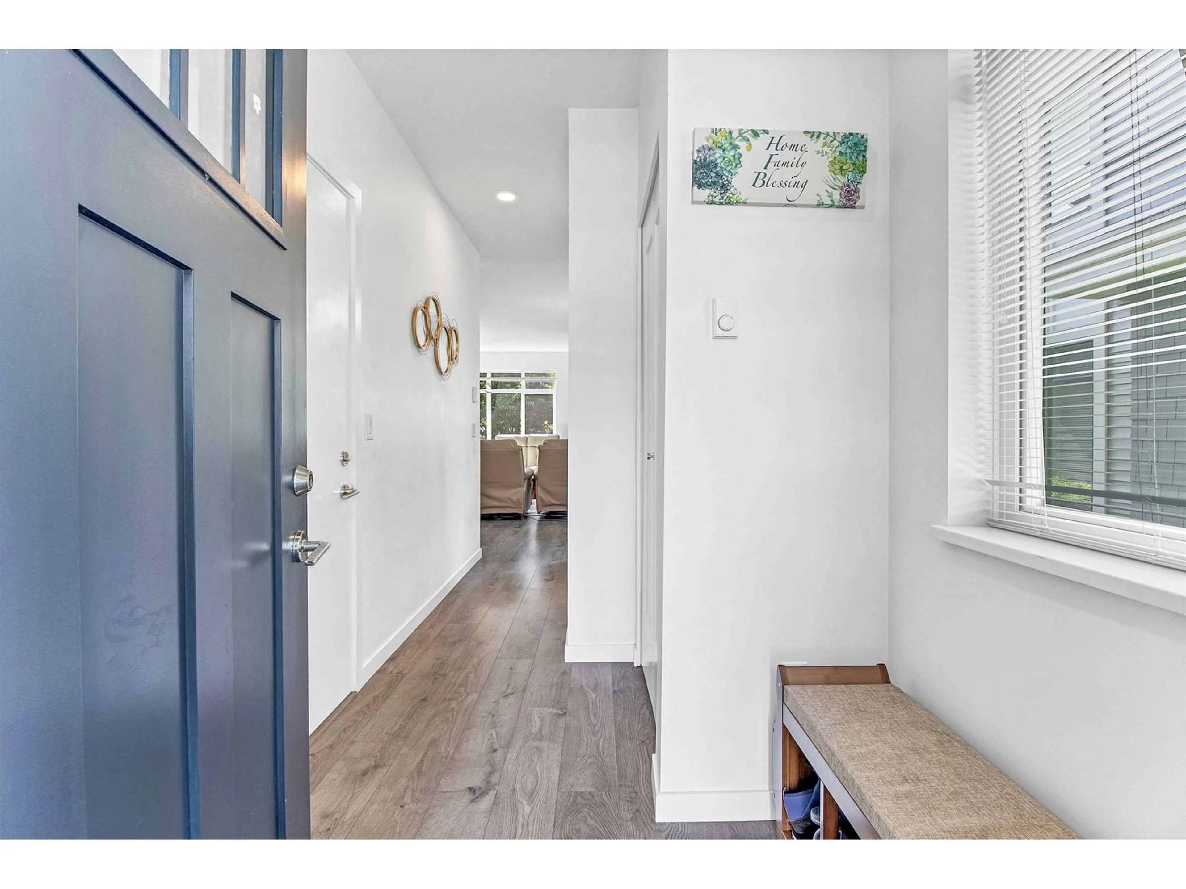 Indoor entryway for 20 - 15255 SITKA, Surrey British Columbia V3S0B1