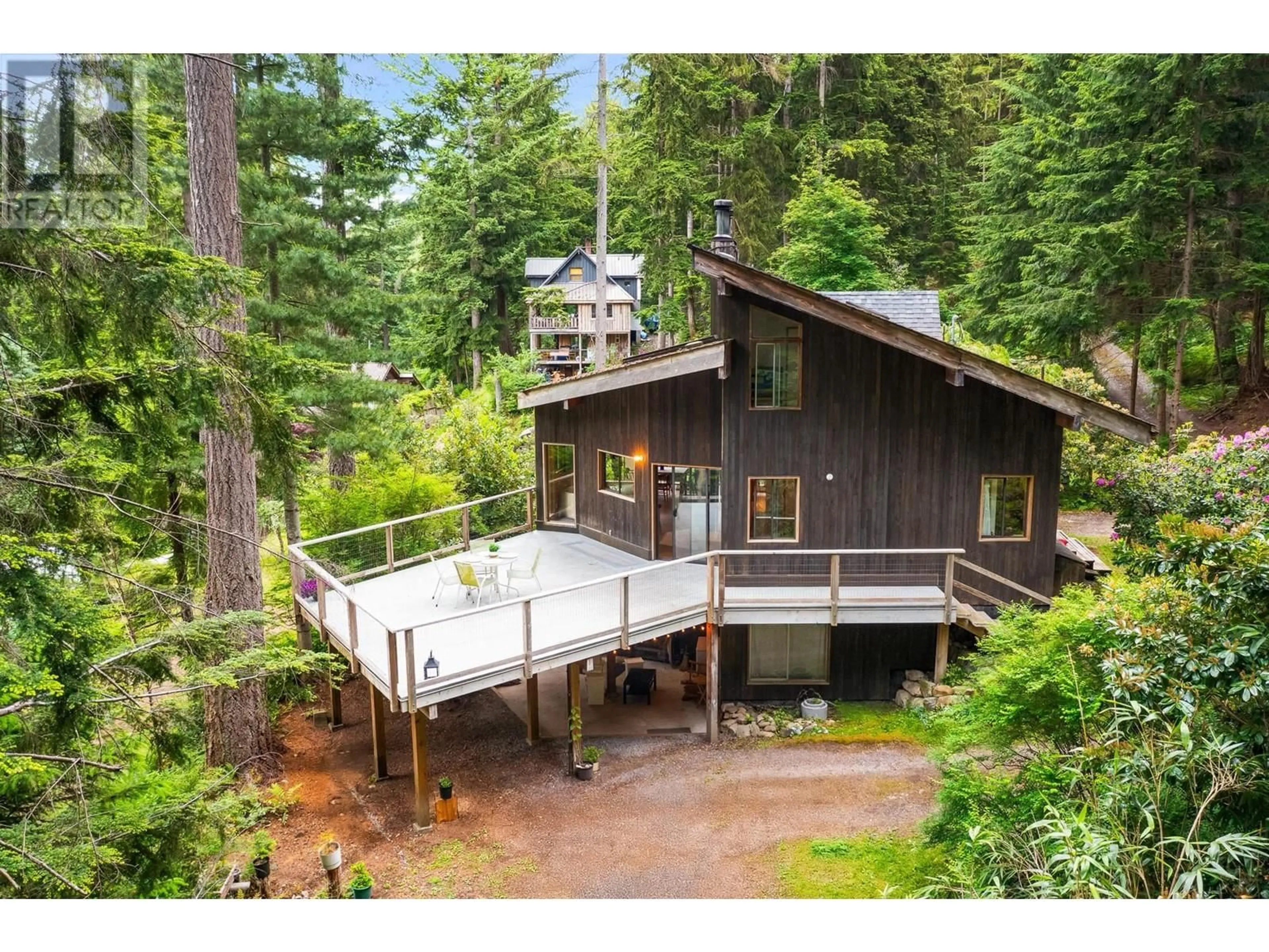 A pic from outside/outdoor area/front of a property/back of a property/a pic from drone, forest/trees view for 564 COWAN ROAD, Bowen Island British Columbia V0N1G2