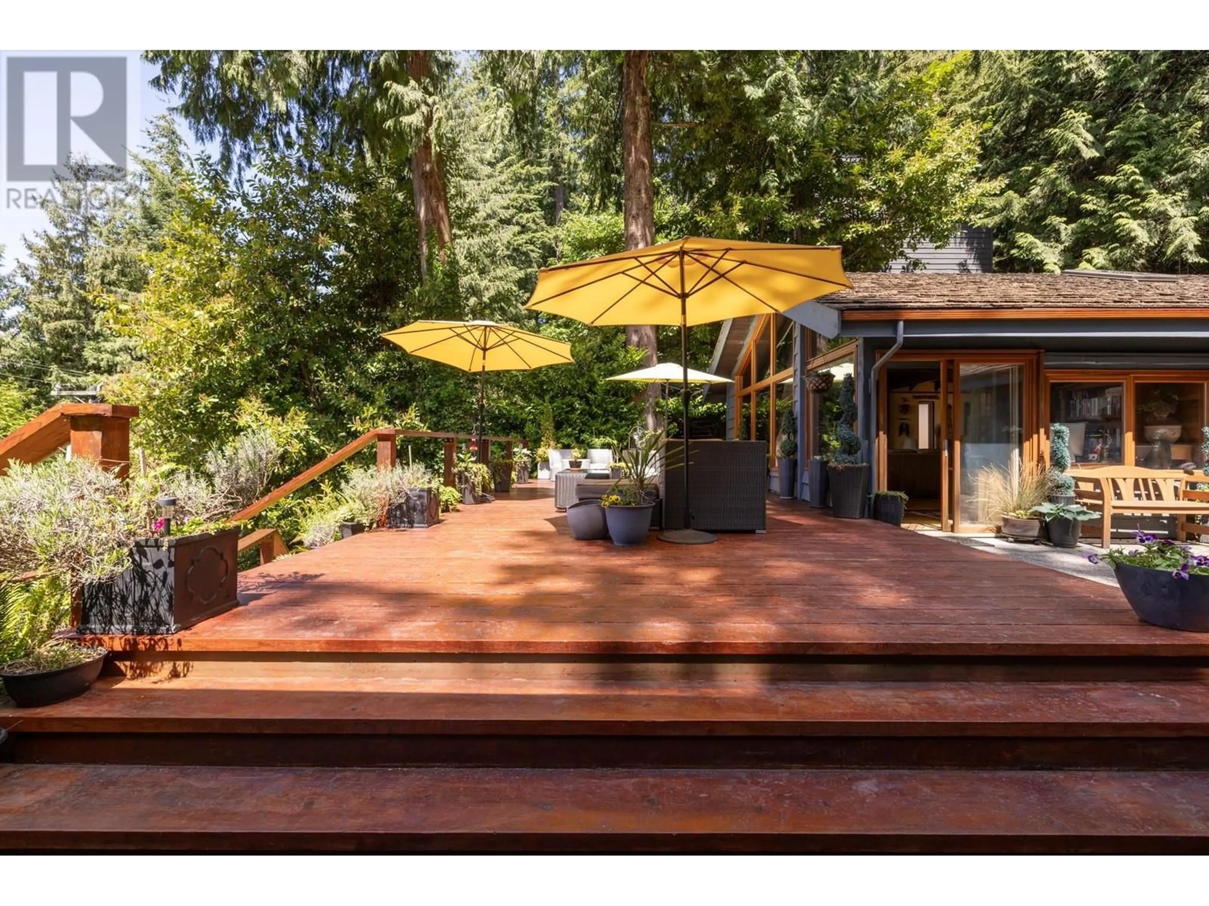 Patio, forest/trees view for 315 BAYVIEW ROAD, Lions Bay British Columbia V0N2E0