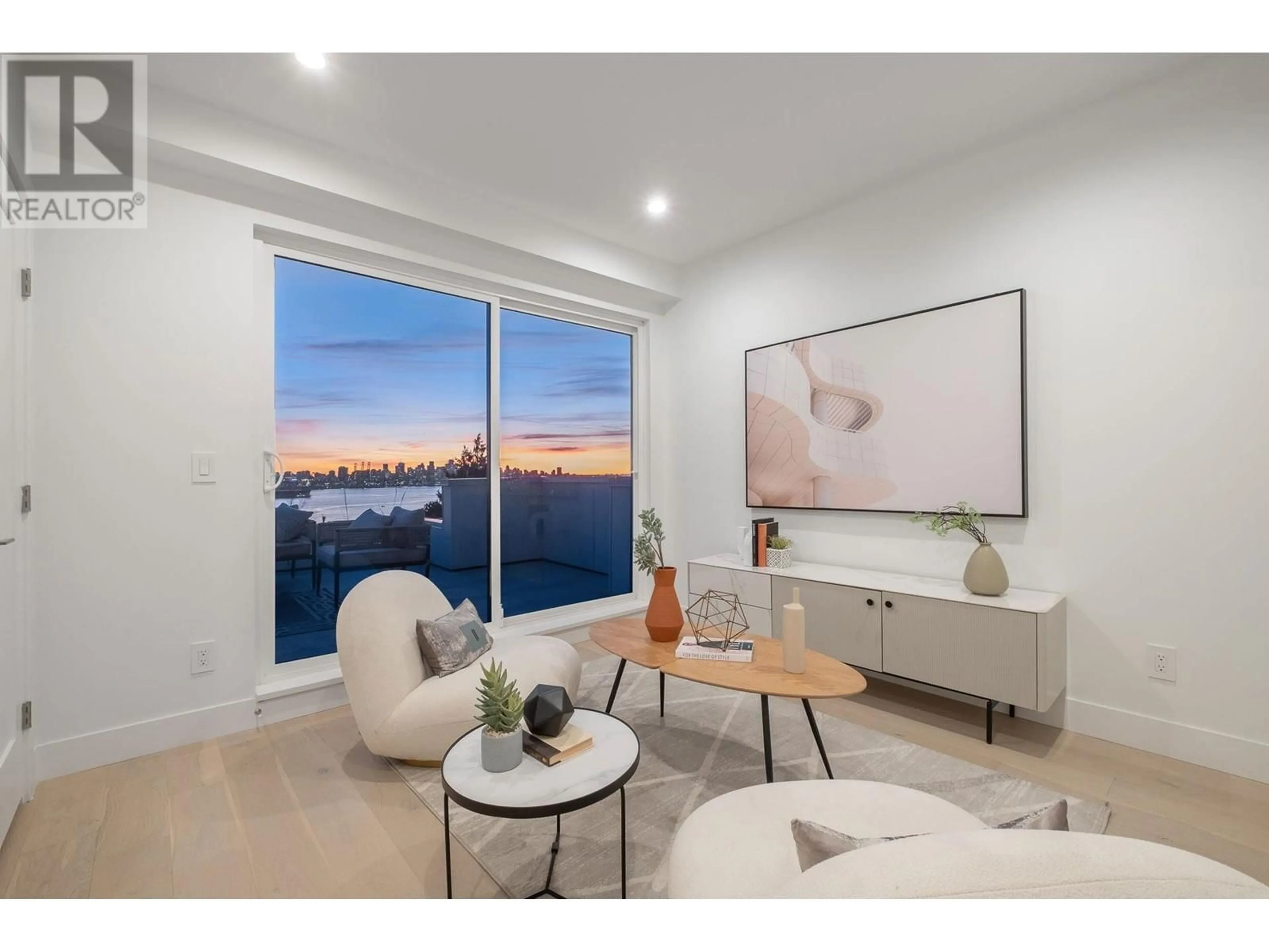 A pic of a room for 2 - 432 1ST STREET, North Vancouver British Columbia V7L1B7